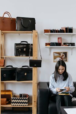 Time & Attendance solutions for retail. Ensure your staff is at in the right place at the right time!