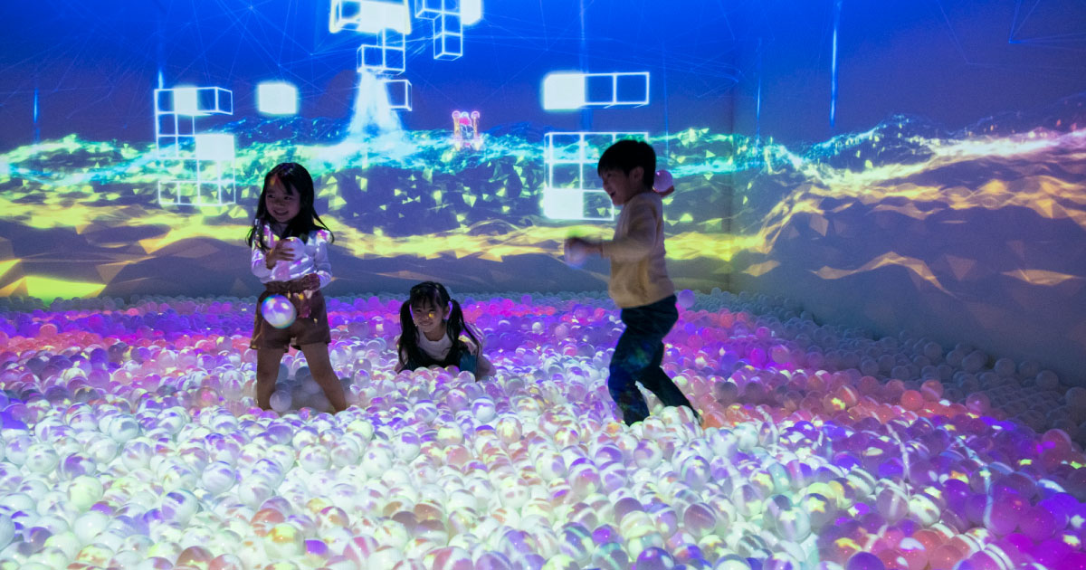 日本初登場の「レーザーミニ四駆」デジタルサーキットも！グラン