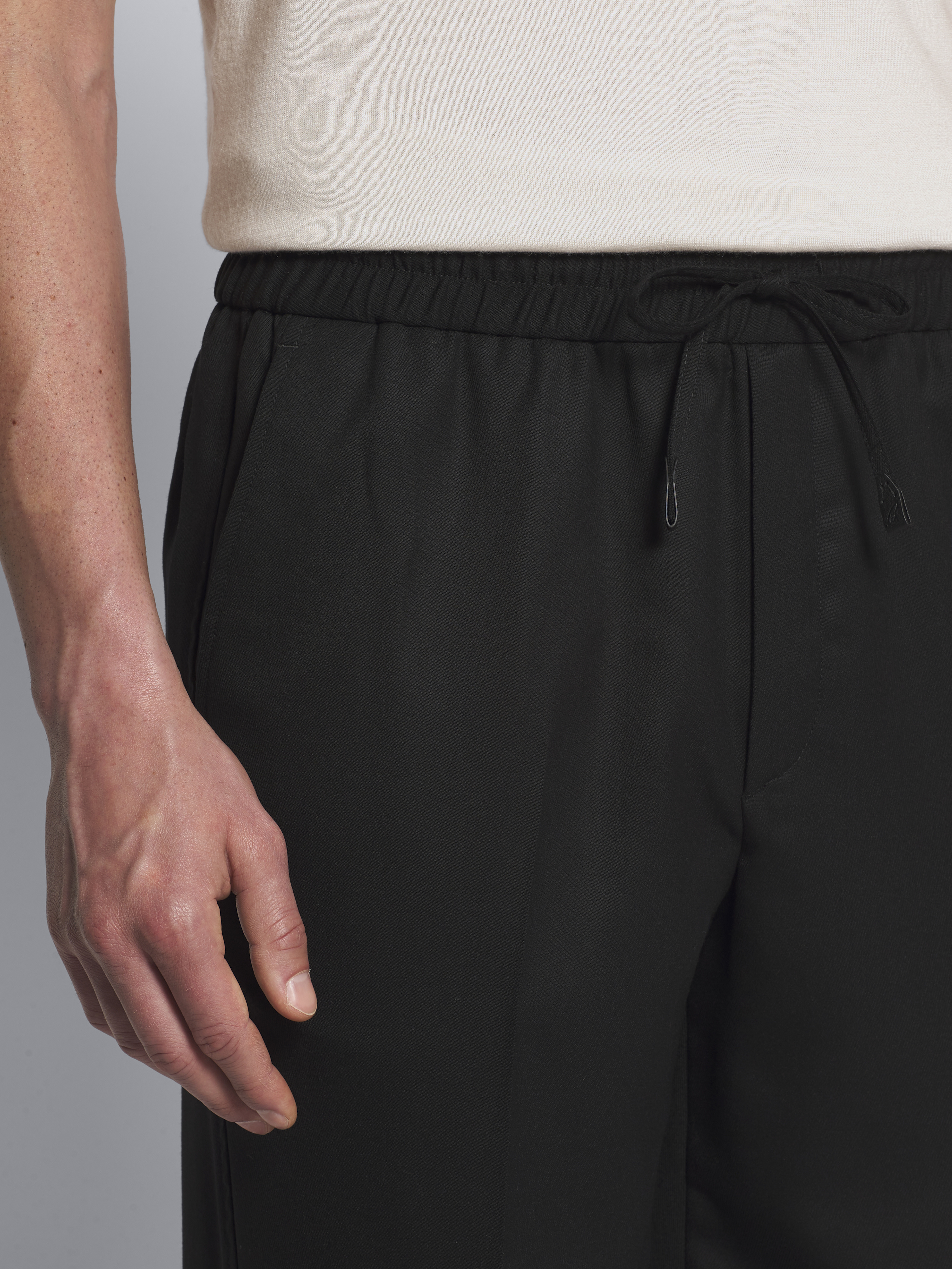 Black Super 160's wool Asolo trousers