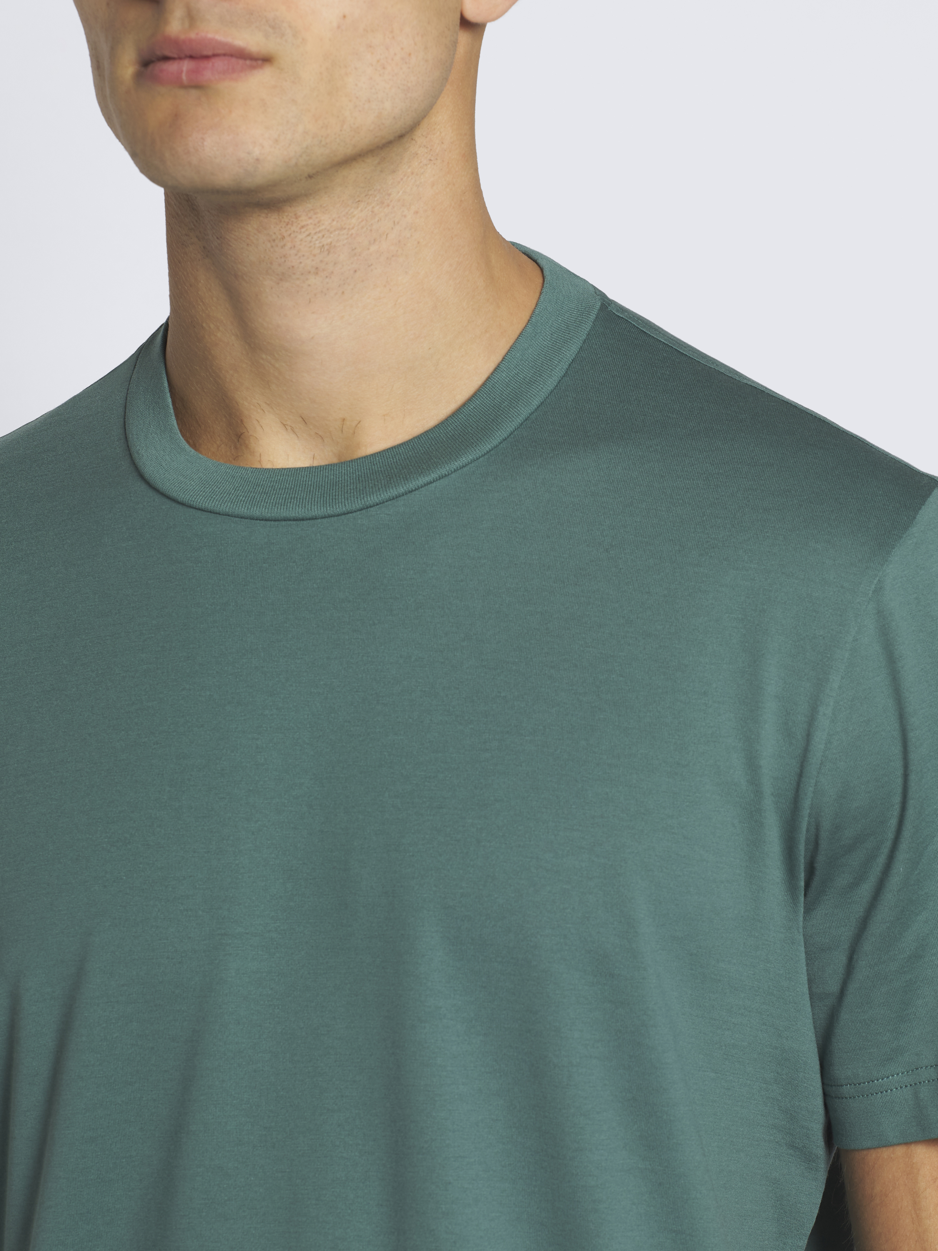 トスタルジッククロージング グリーン Tシャツ UJSY0LOA6133600F.jpg