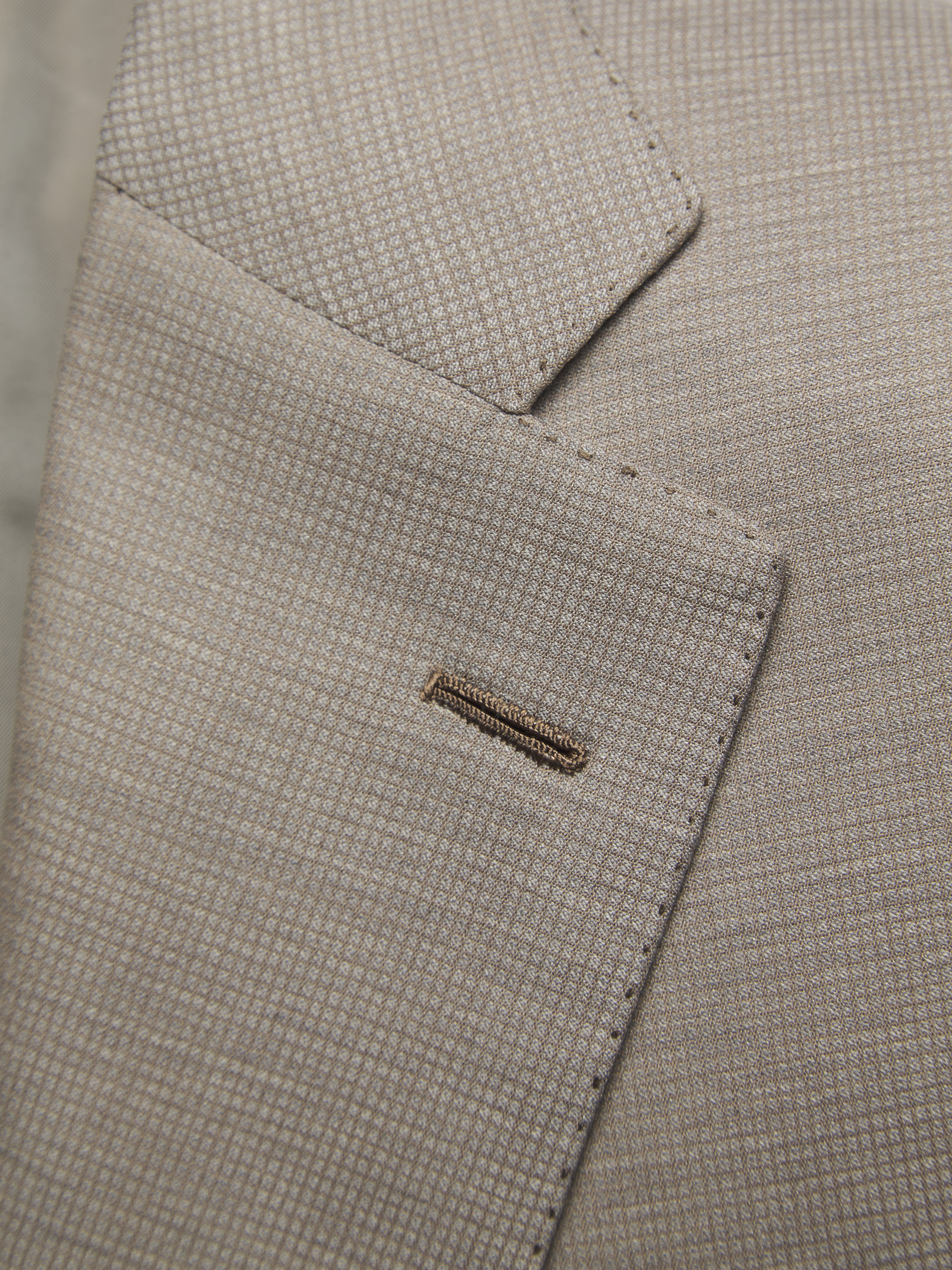 Brioni スーツ ベージュ RA002KPCA129700Z.jpg