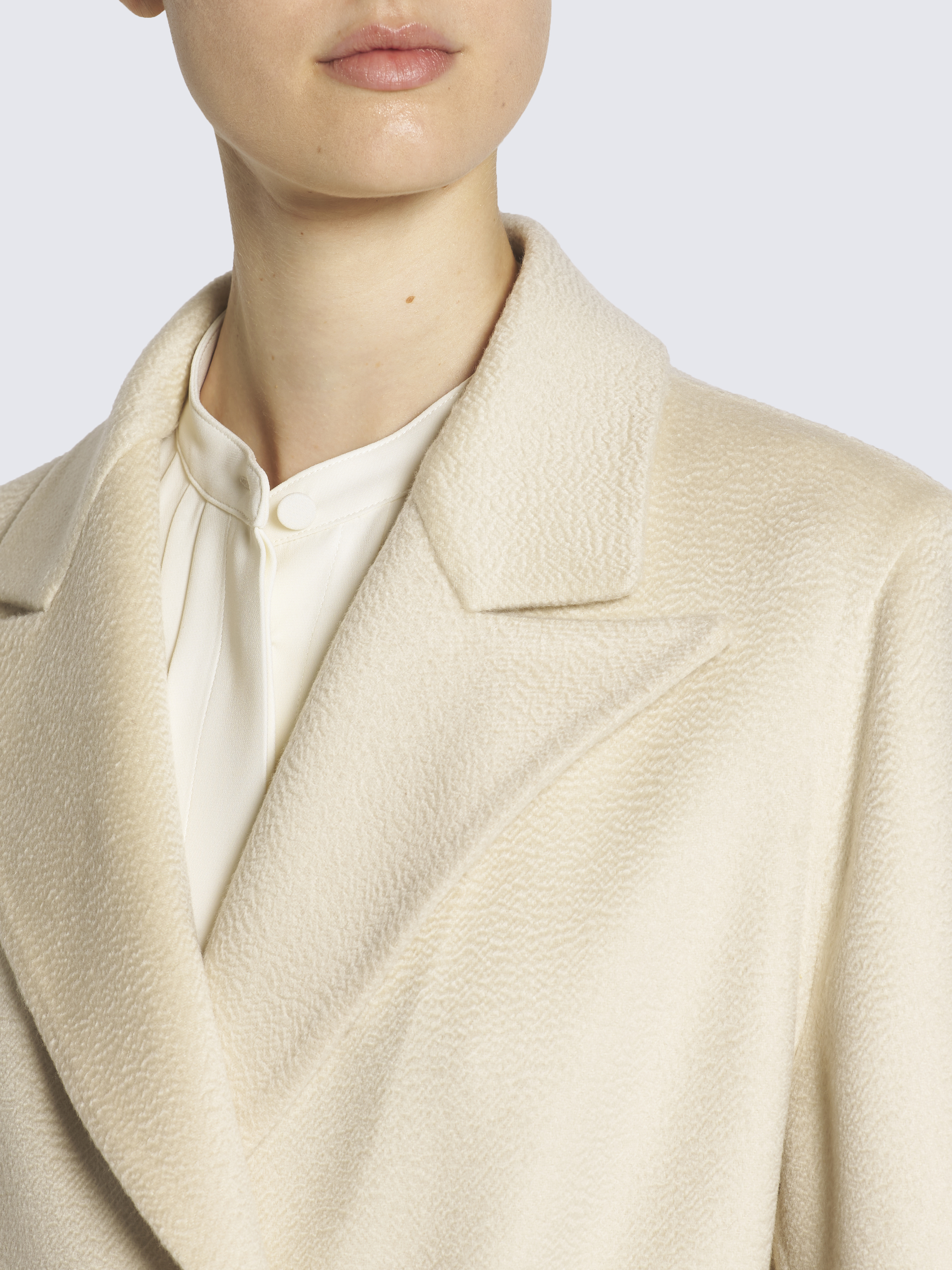 Ivory white cashmere double-splittable Claudia coat