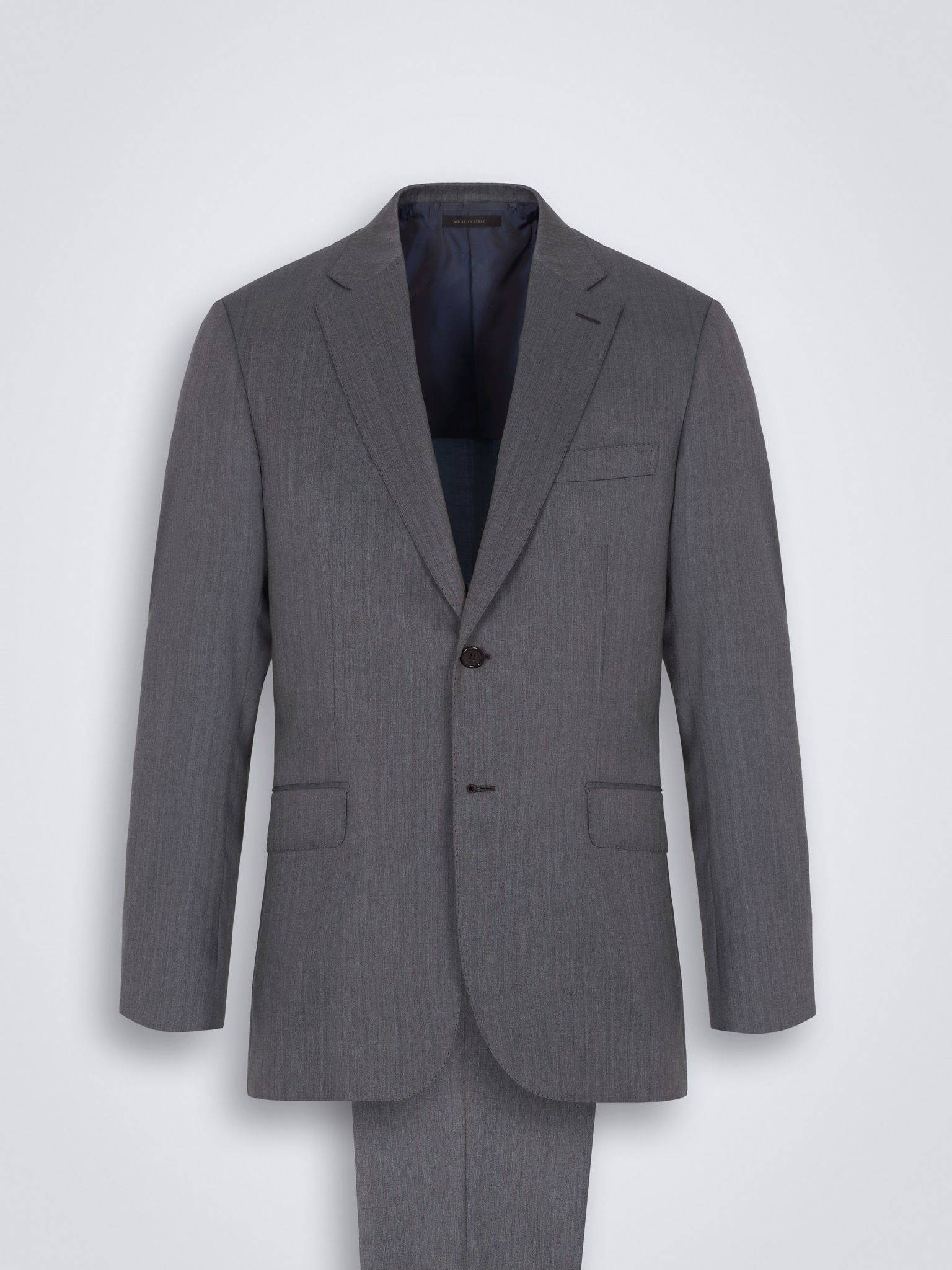 Suits suits