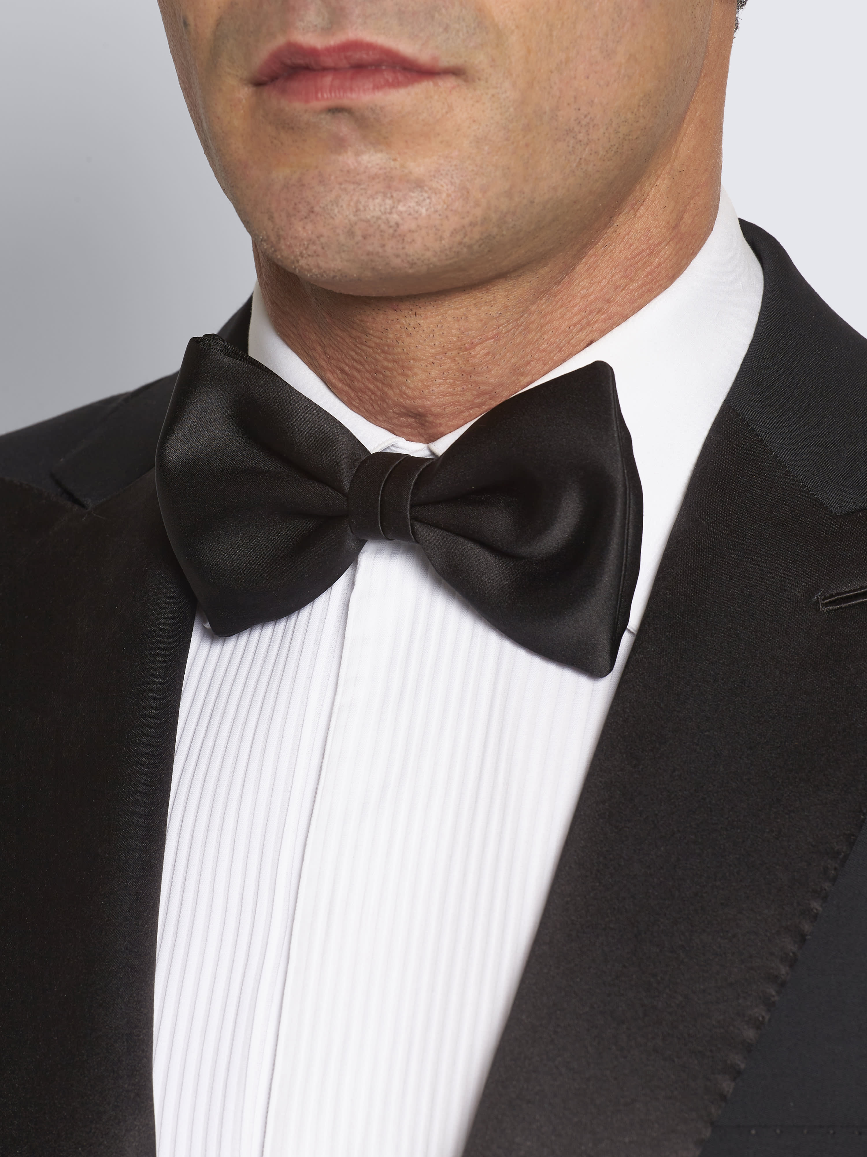 ‘Essential' black bow tie | Brioni® US Official Store