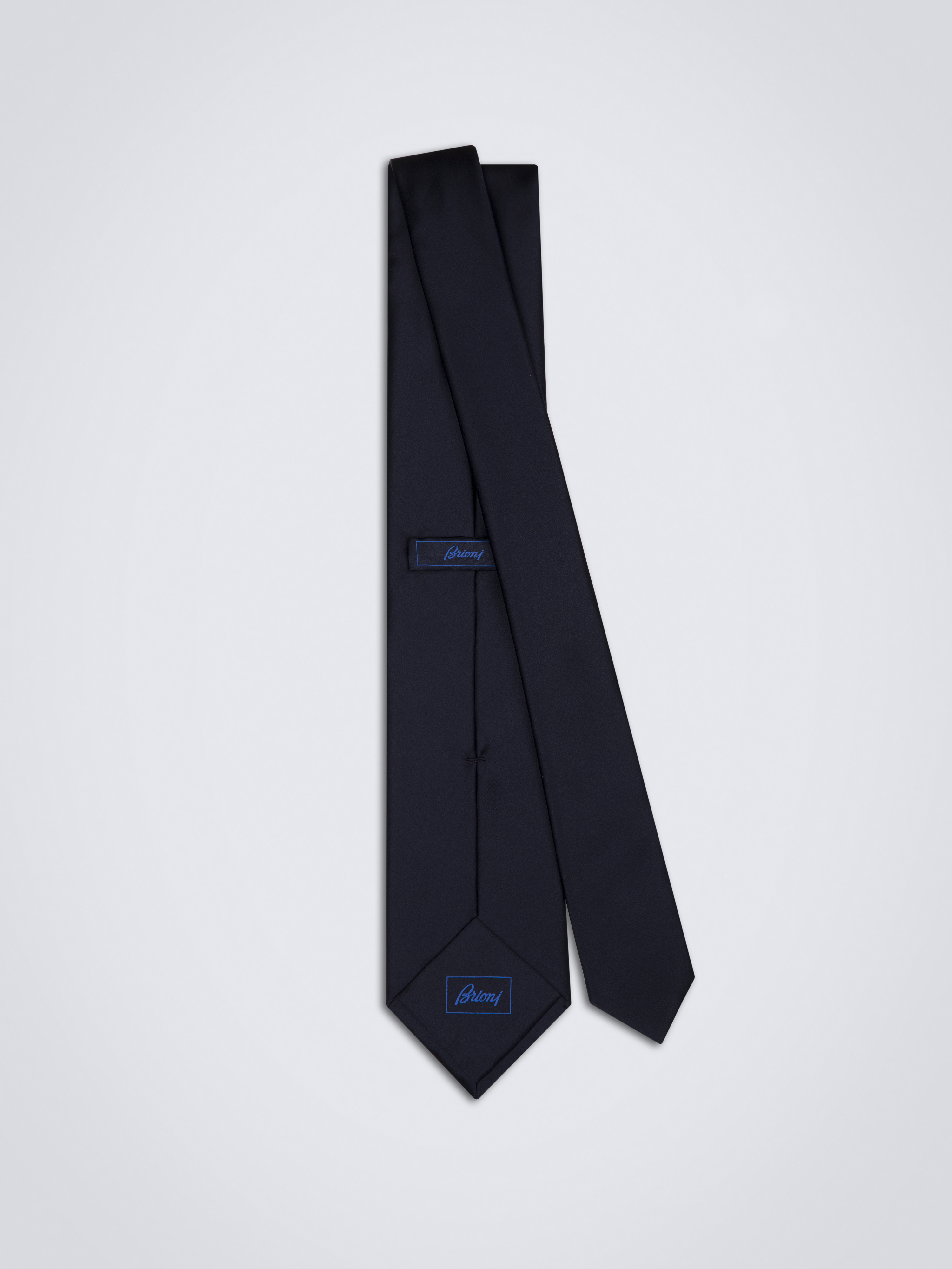 新品Brioni シルク ネクタイ 楽天市場】Brioni ブリオーニ ネクタイ シルク89％ リネン11