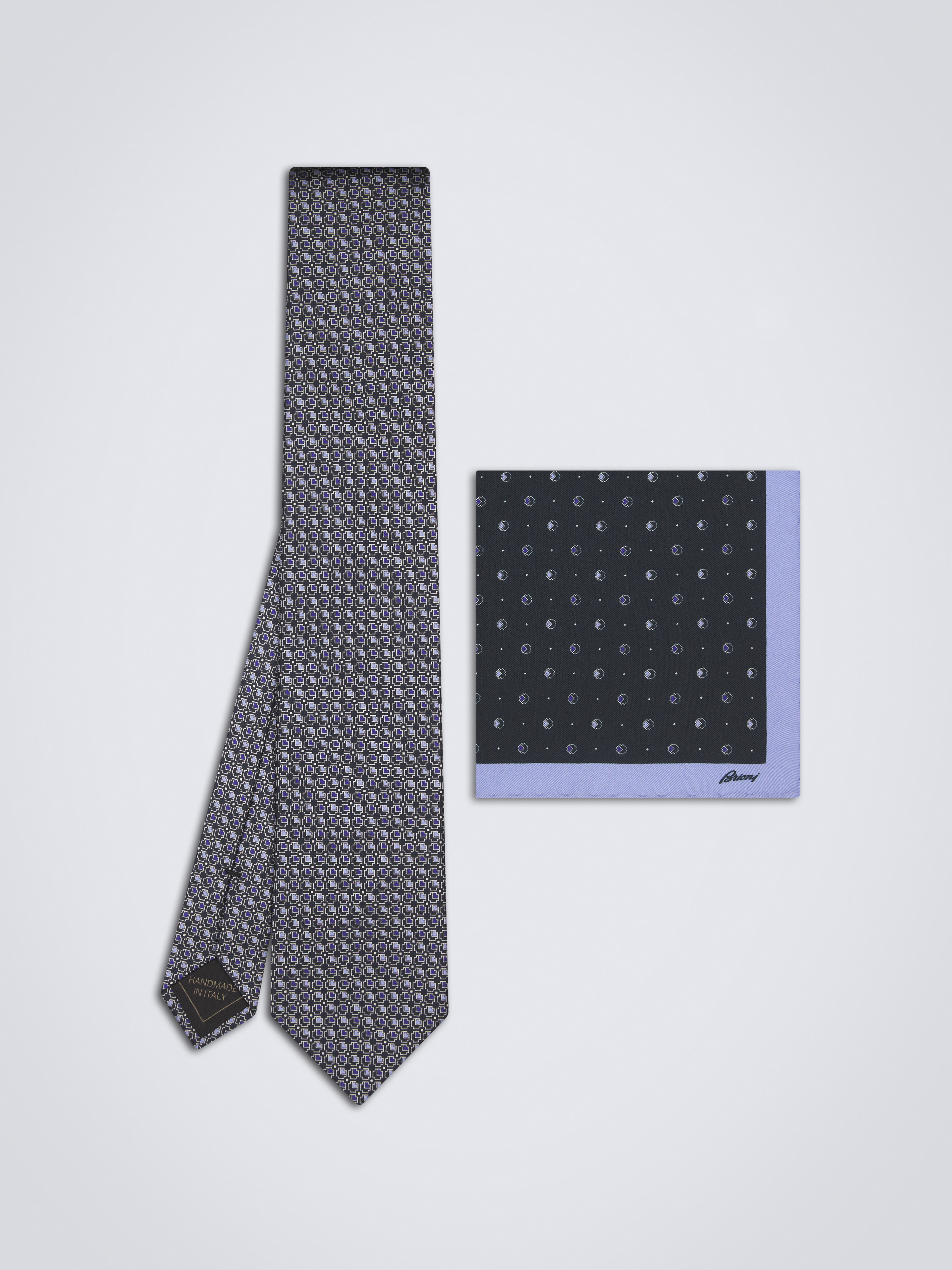ネクタイとポケットチーフ | ブリオーニ® 日本 公式ストア