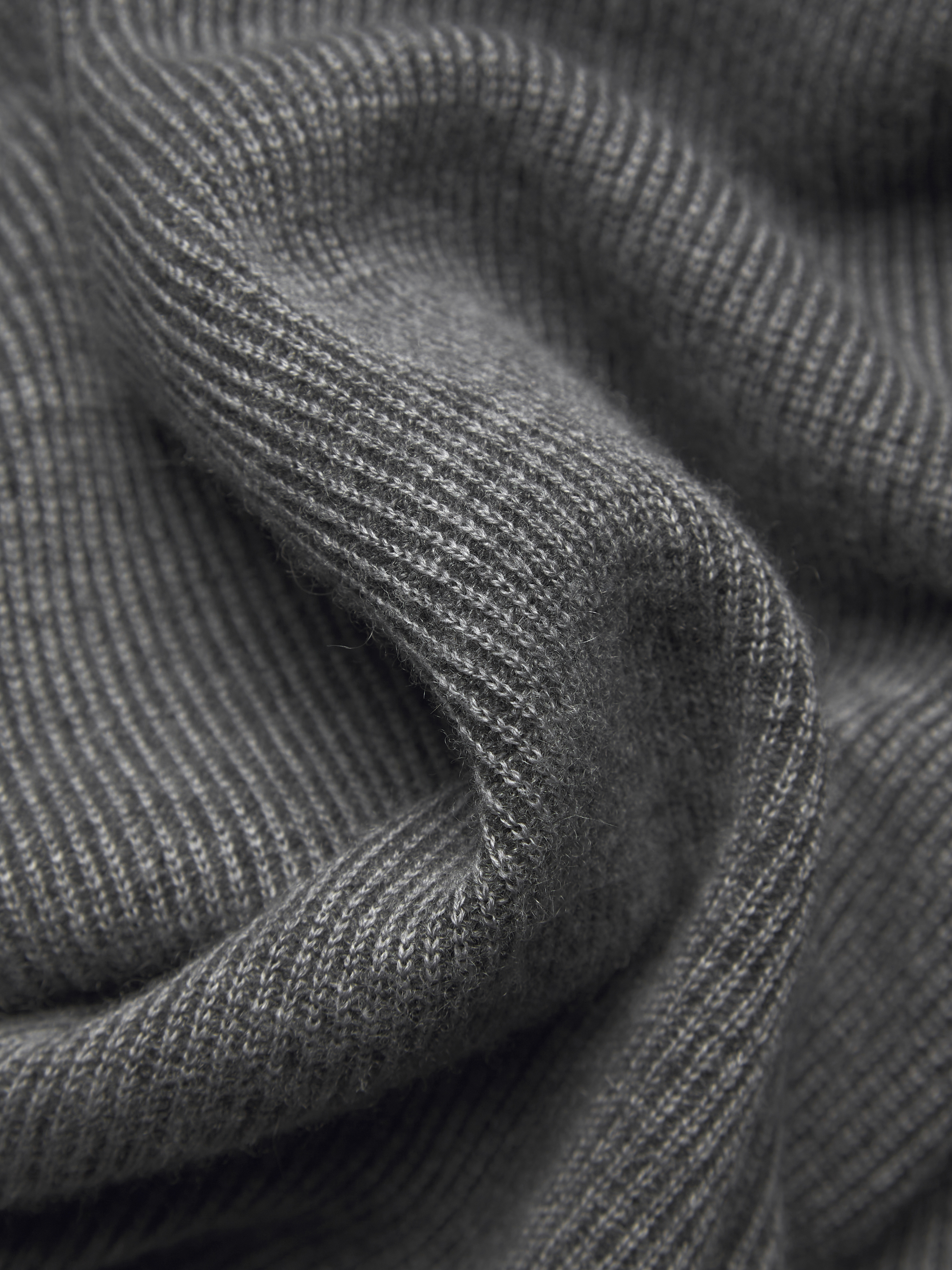 Brioni グレー カシミア & ウール タートルネックセーター