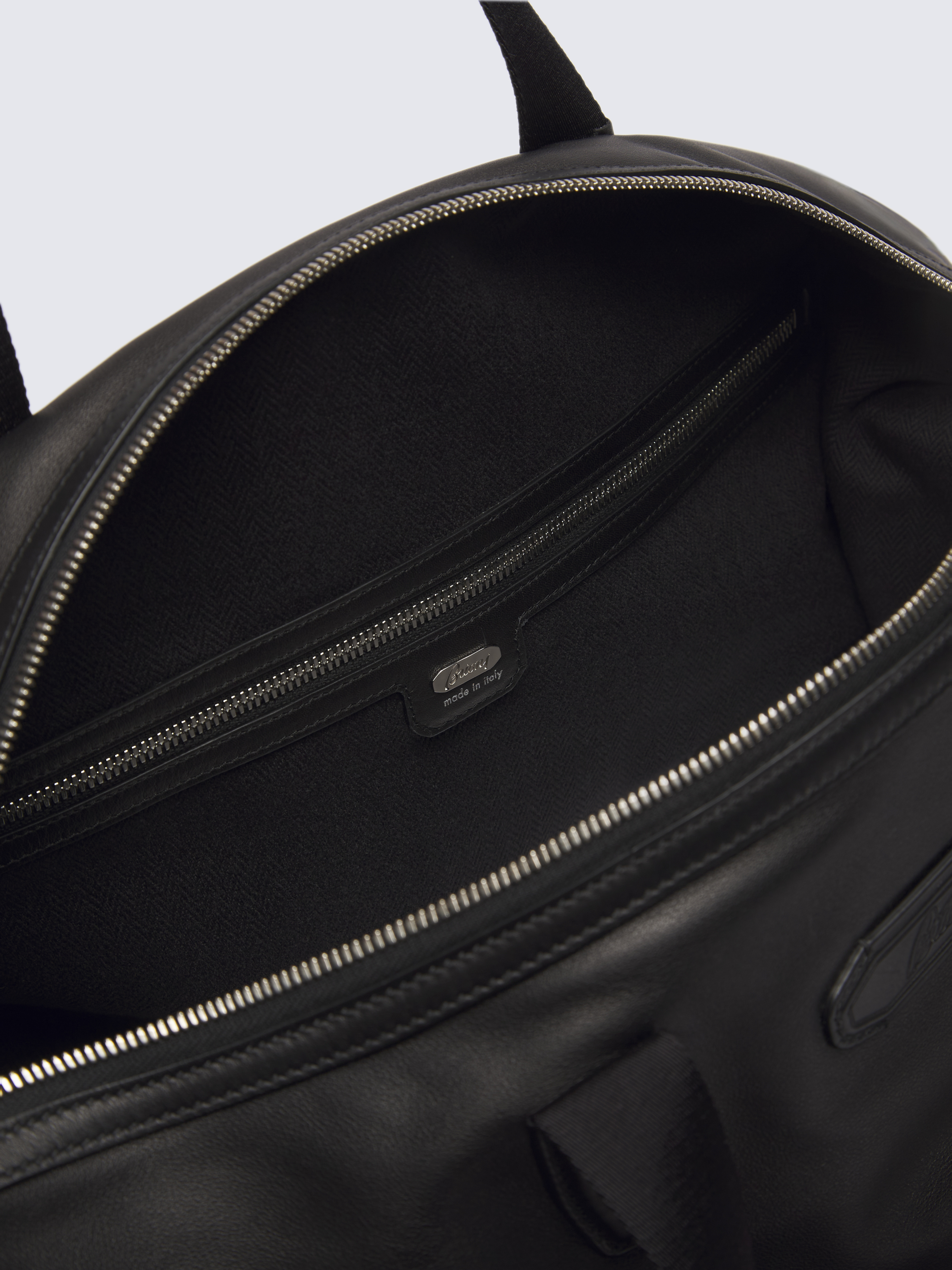 ブラック ナッパレザー Via Veneto ダッフルバッグ