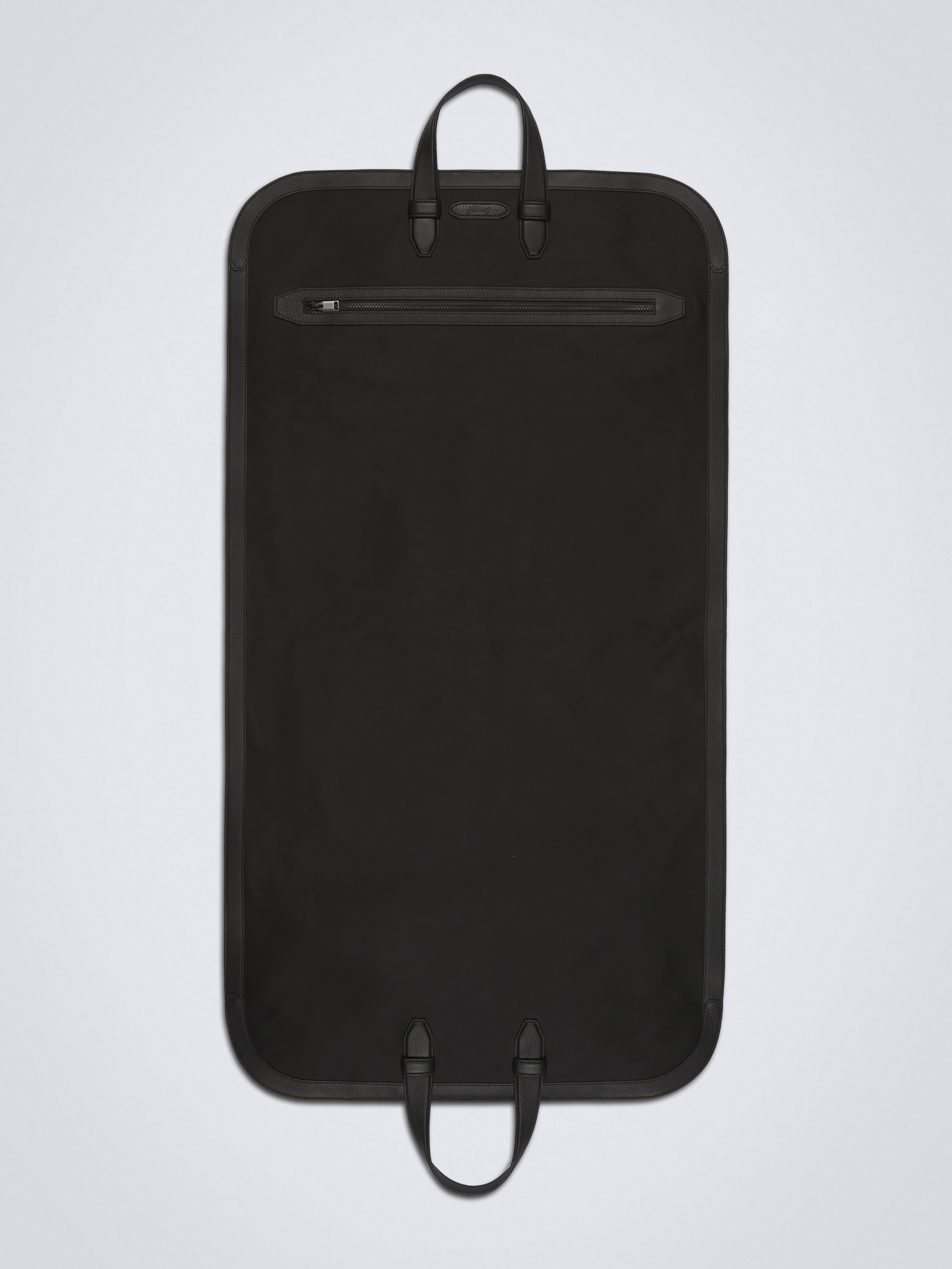 ブラック ナイロン & グレインレザー ガーメントバッグ