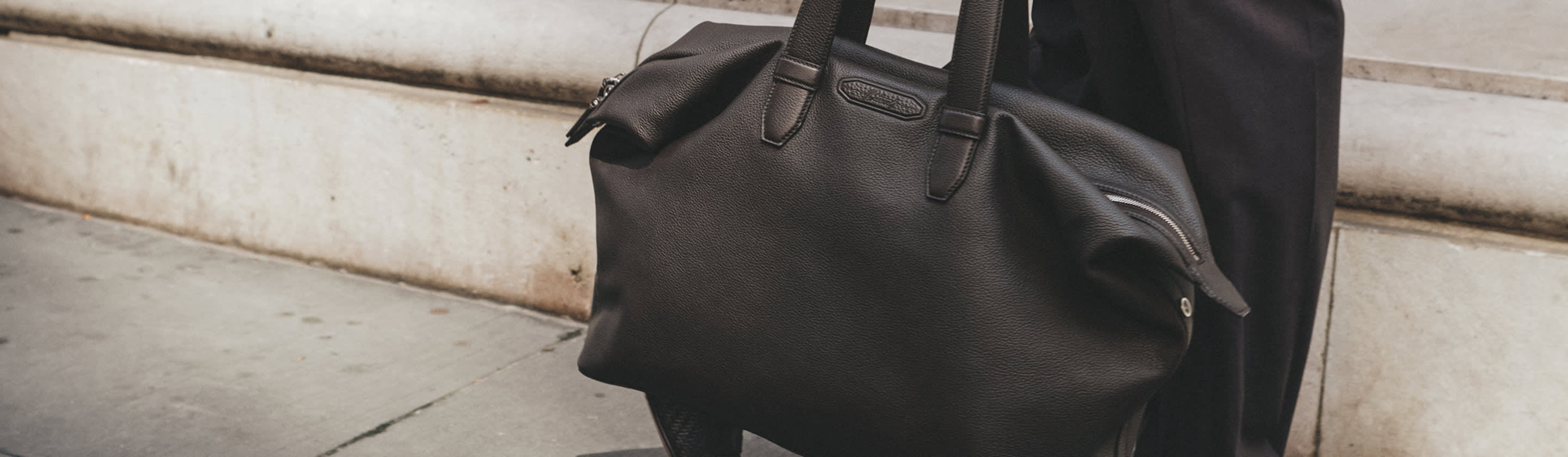 バッグとウォレット | ブリオーニ® 日本 公式ストア 