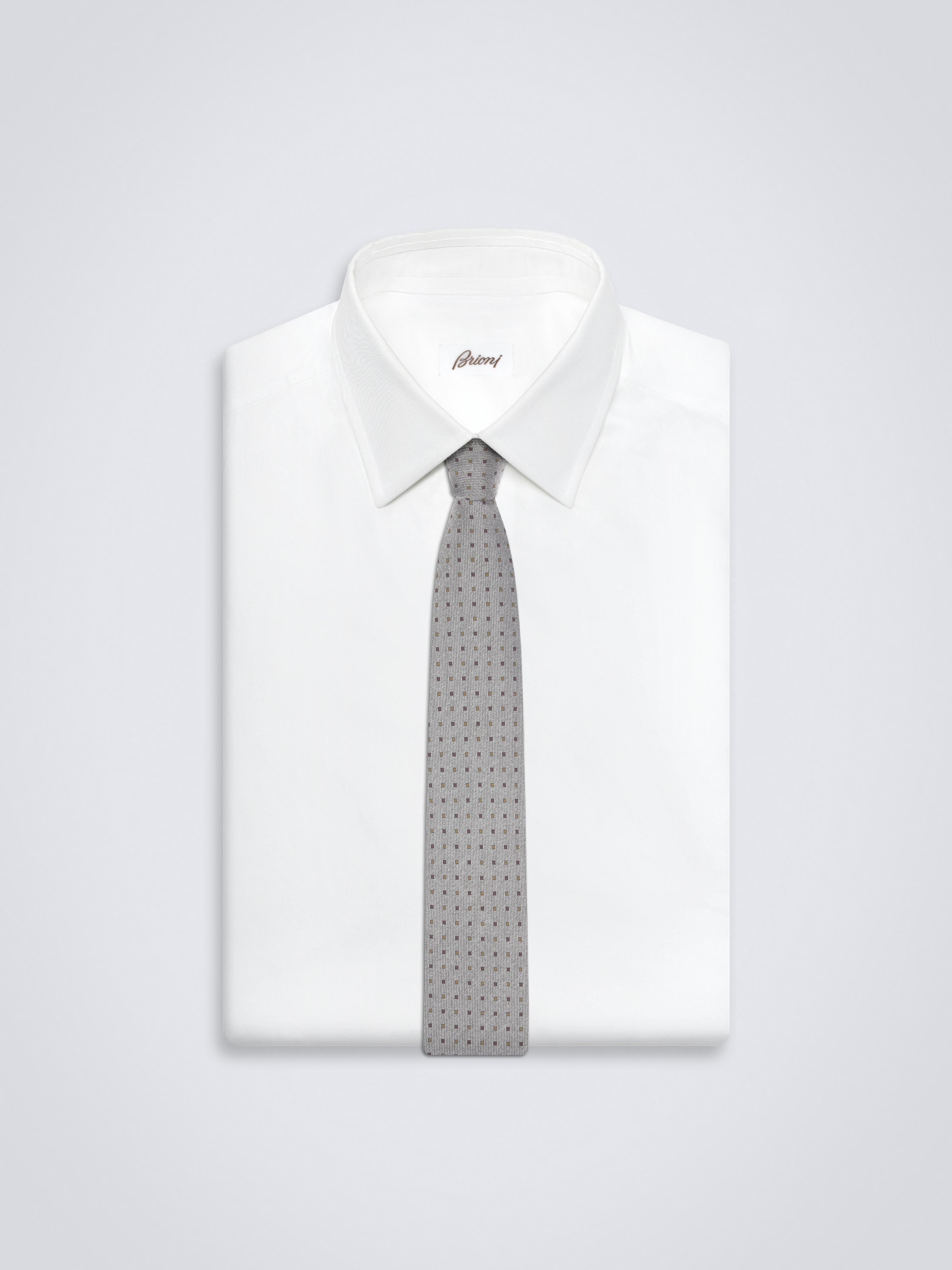 【美品✨】　Brioni ブリオーニ　シルク 高級　ネクタイ グレー 美品 ブリオーニ ネクタイ グレー シルク 美品✨】 Brioni ブリオーニ