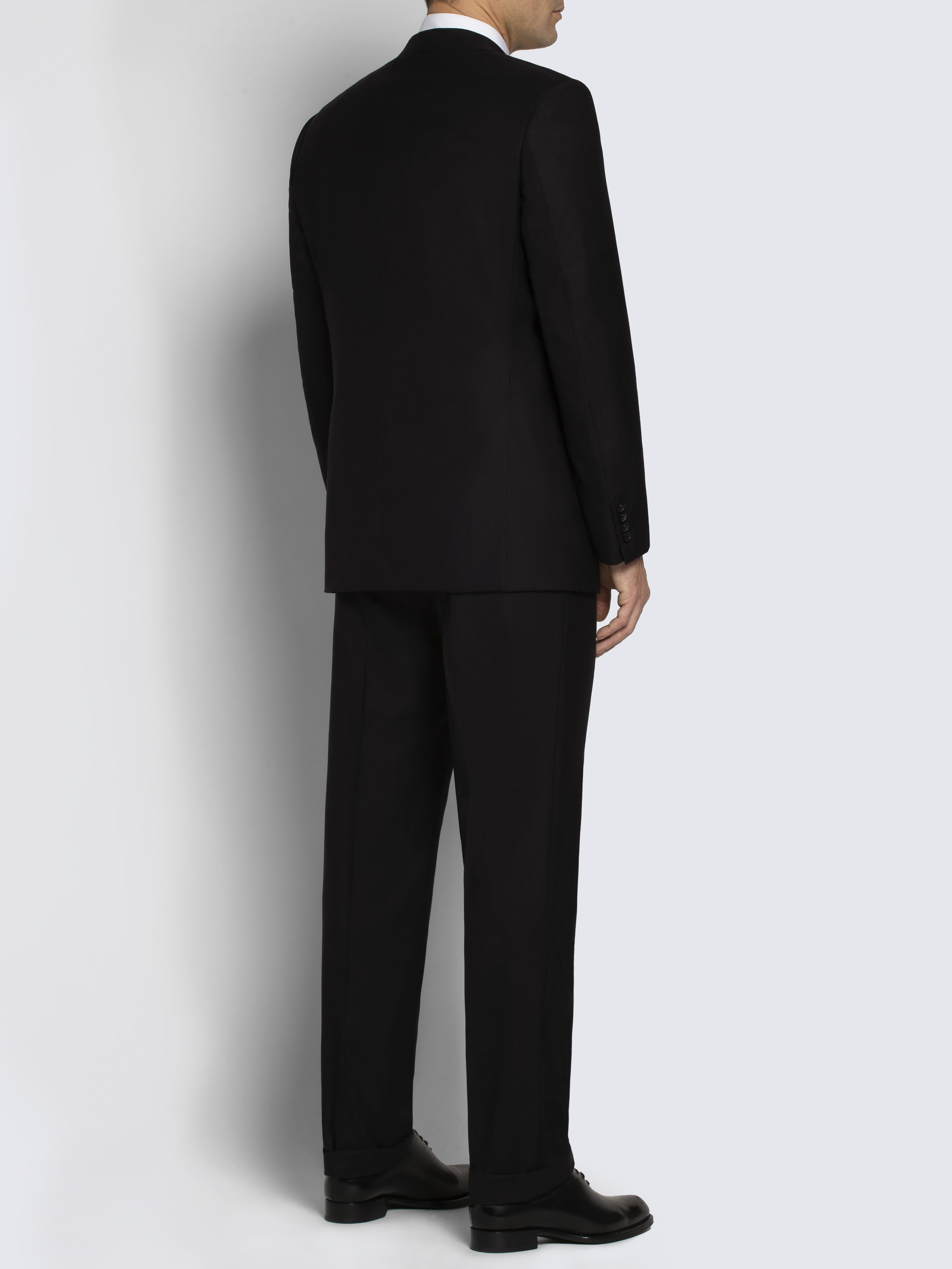 Essential black Super 160's wool Brunico suit