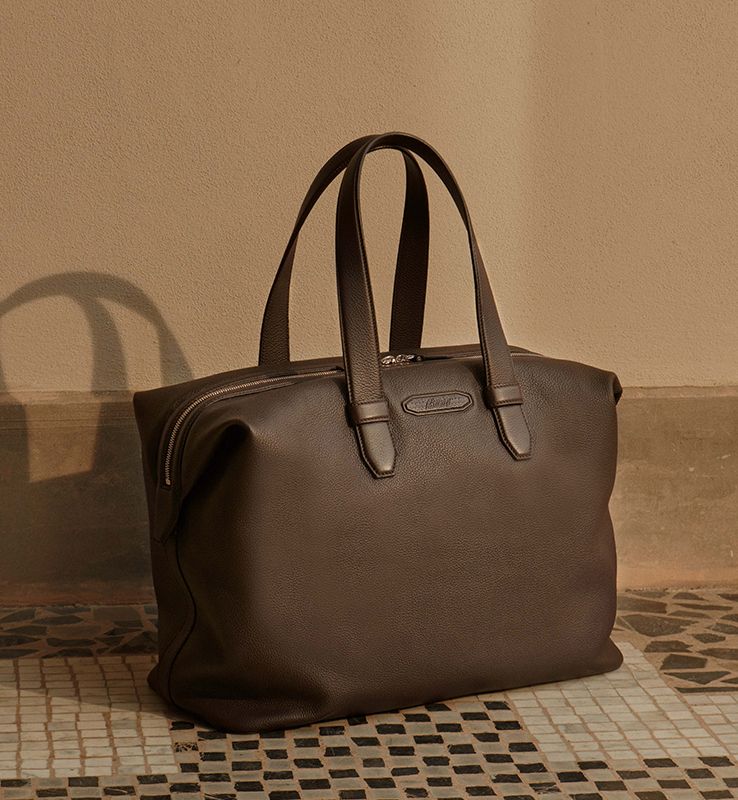 Cravate Brioni Noire En Soie Satin XL - Fait Main En Italie, état Parfait, Style Classique Et Préppy