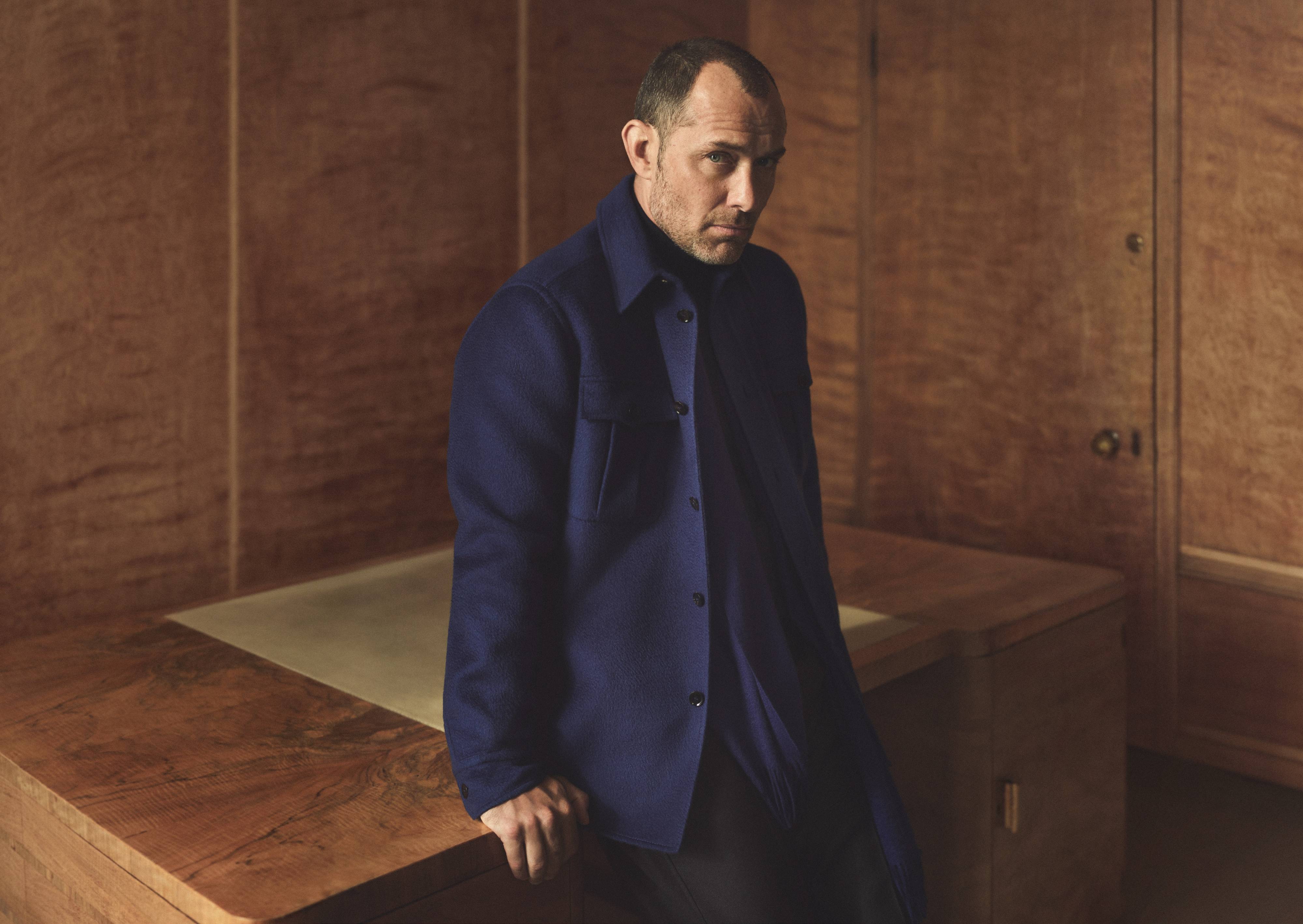 Jude Law wearing Brioni clothes from fall winter 2022