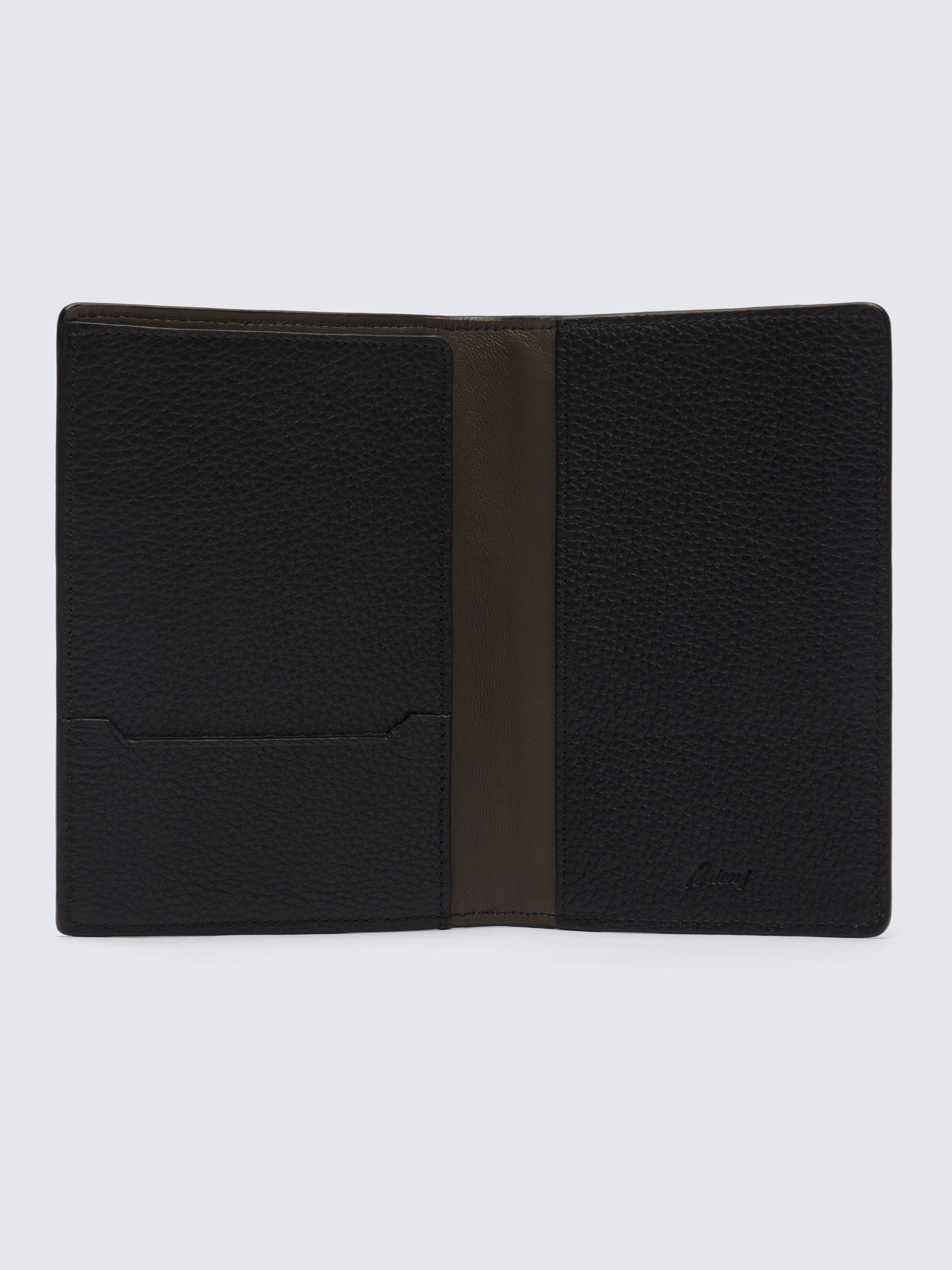 Hugo boss clearance passport holder