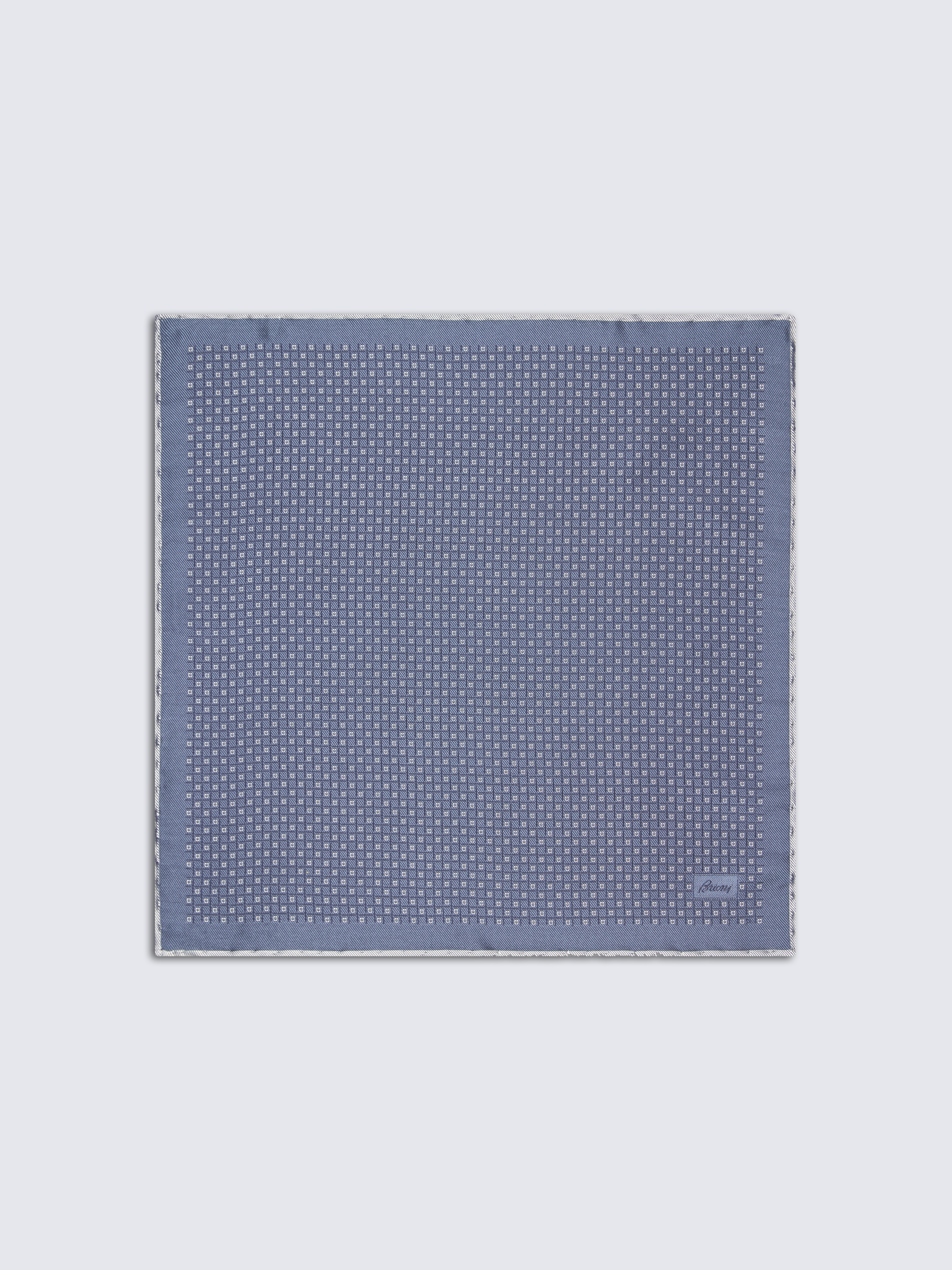 ライトブルー & ホワイト ドットモチーフ シルク ポケットチーフ