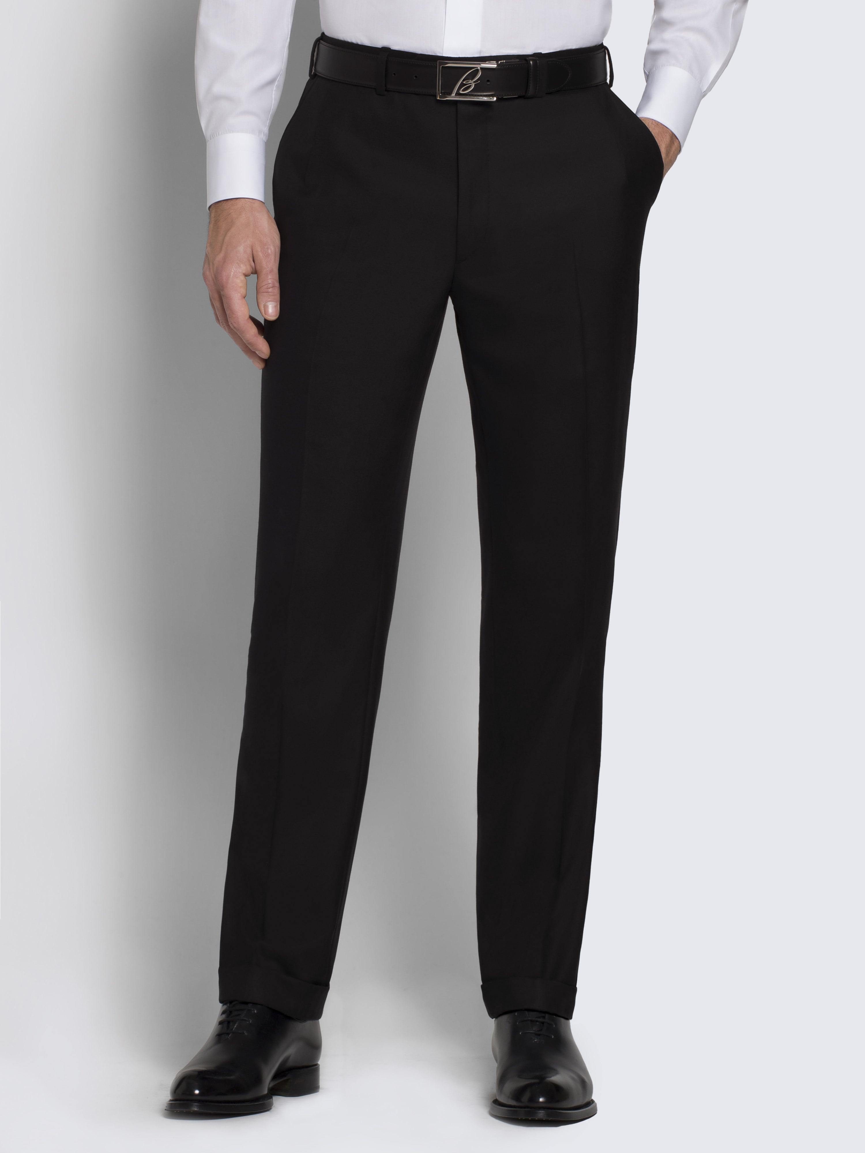 Essential black Super 160's virgin wool Brunico suit