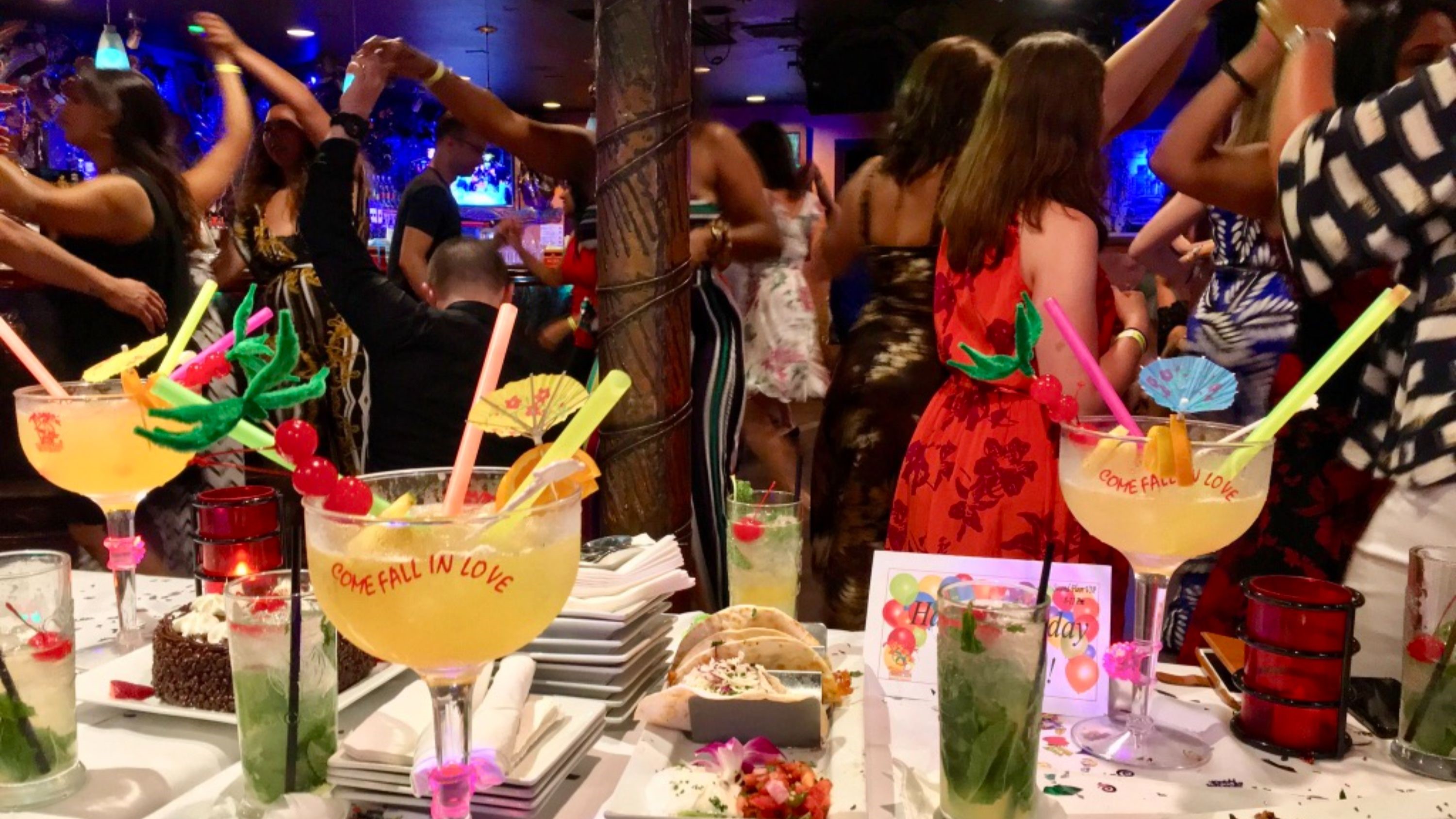 South Beach Salsa Lesson with Appetizers and Refreshing Mojitos for One