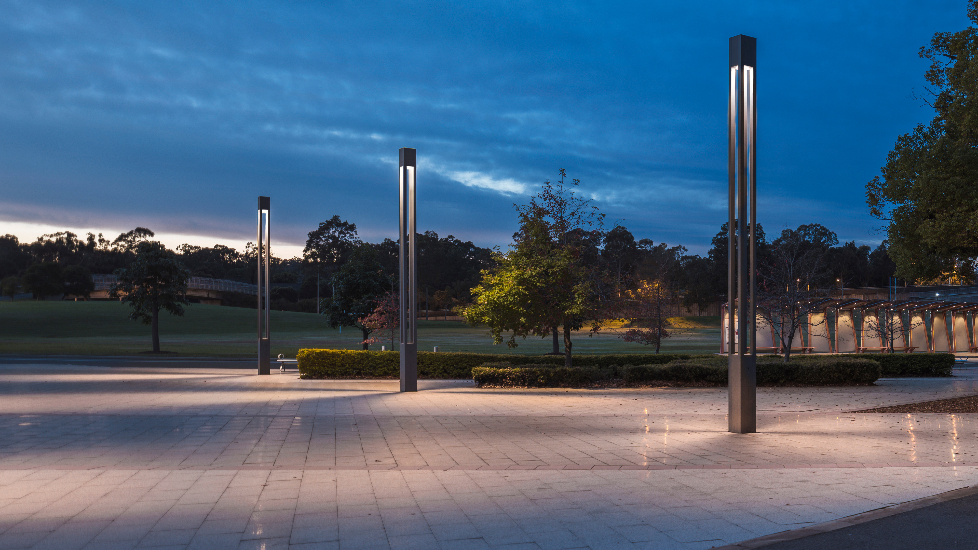 bega pole light