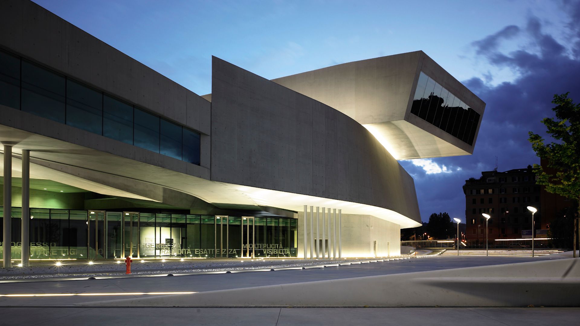 Maxxi Meuseum Rome Maxxi Museum Exterior