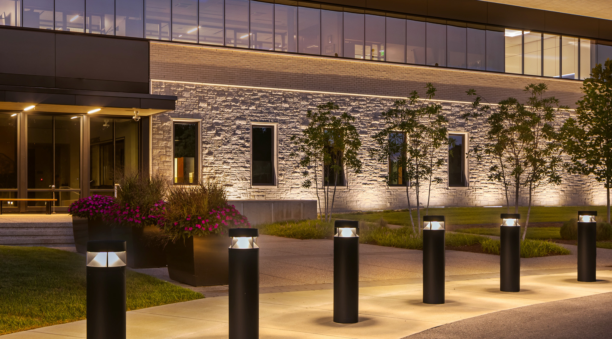 Police Headquarters, Brentwood, USA · BEGA