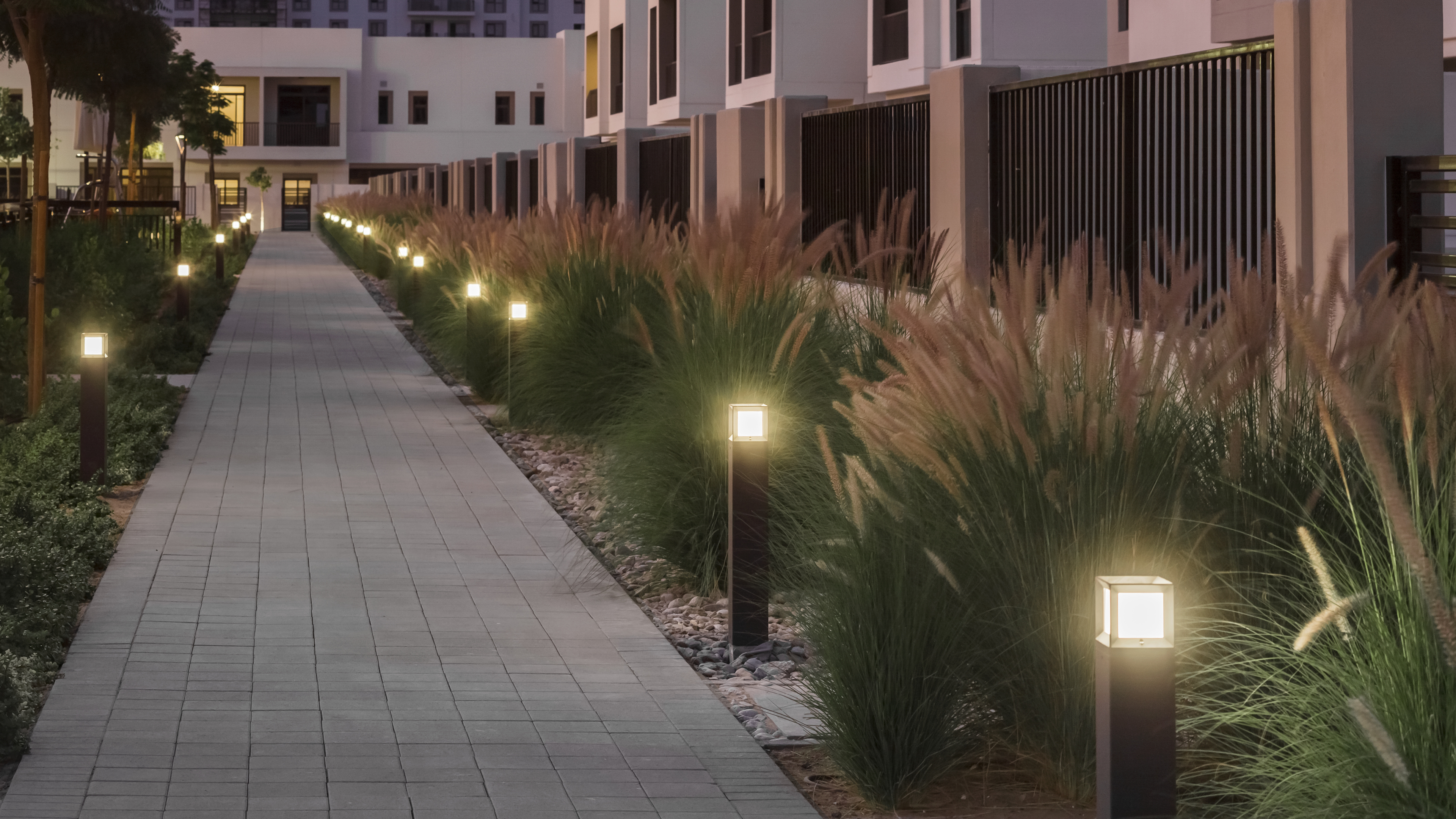 Garden and pathway luminaires for private use · BEGA