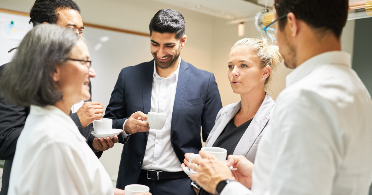 How to Start a Conversation with People You Don’t Know