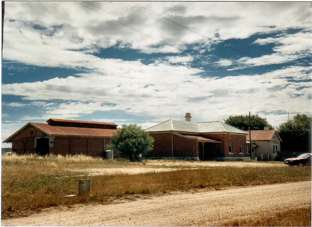 Railway Station, Newstead