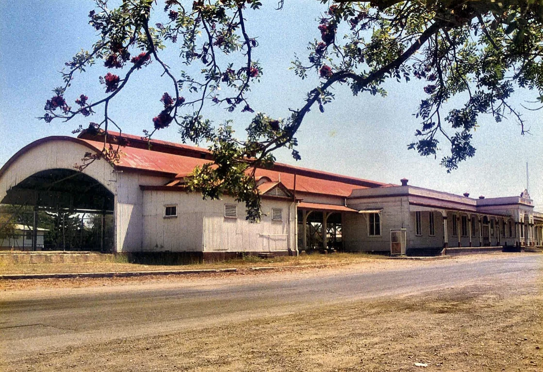 Archer Park Railway Station, Rockhampton