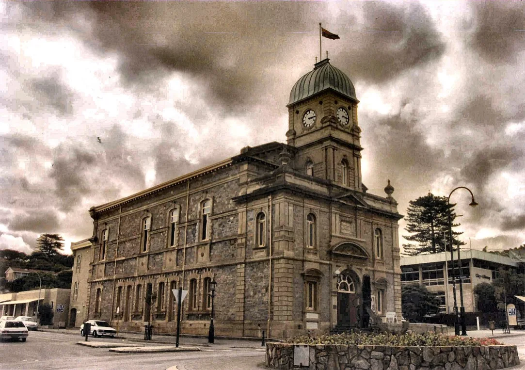 Town Hall, Albany