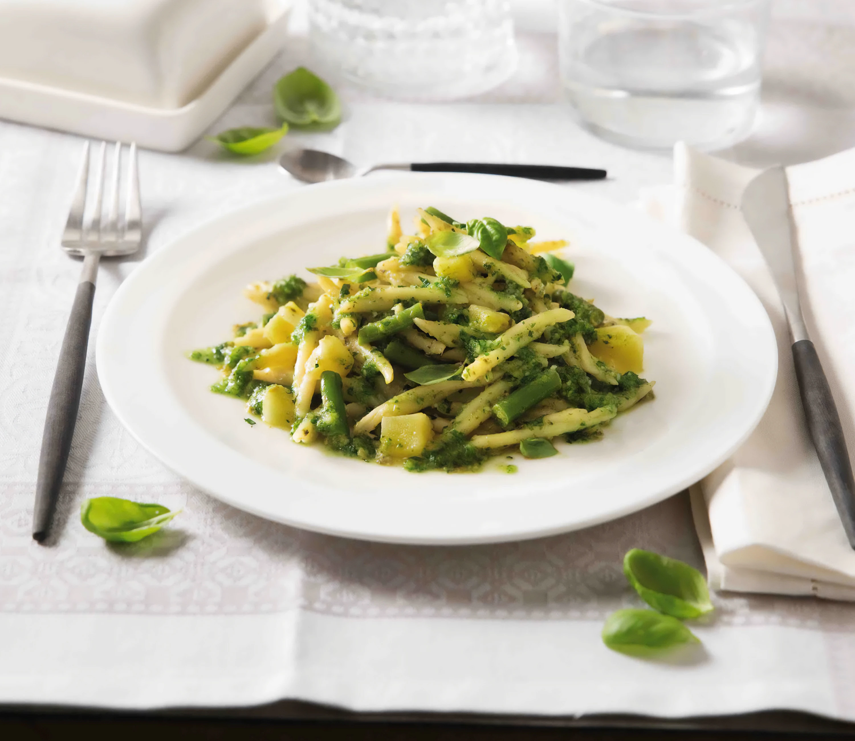 Trofie con pesto alla genovese, patate e fagiolini | Barilla
