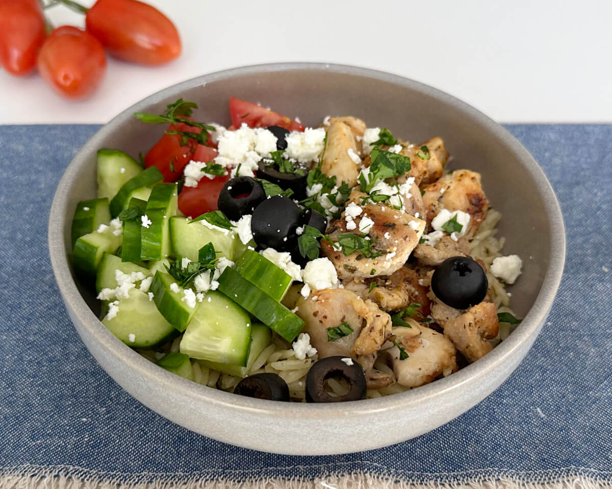 Greek Style Chicken Bowl Recipe Fresh, Healthy — KataCooks