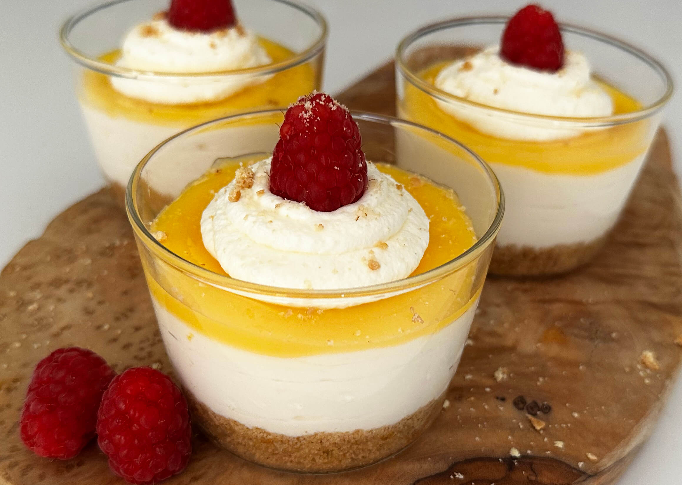 No-Bake Lemon Cheesecake Cups