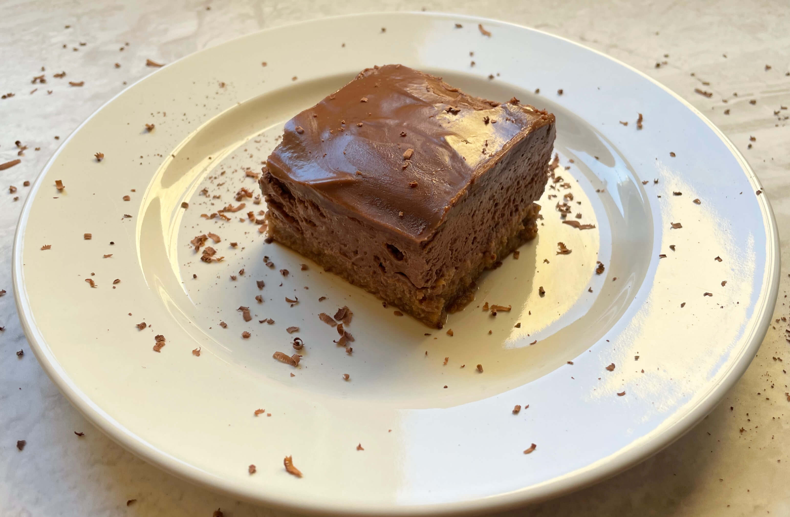 Easy No-Bake Chocolate & Coffee Dessert: Quick and Yummy Treat