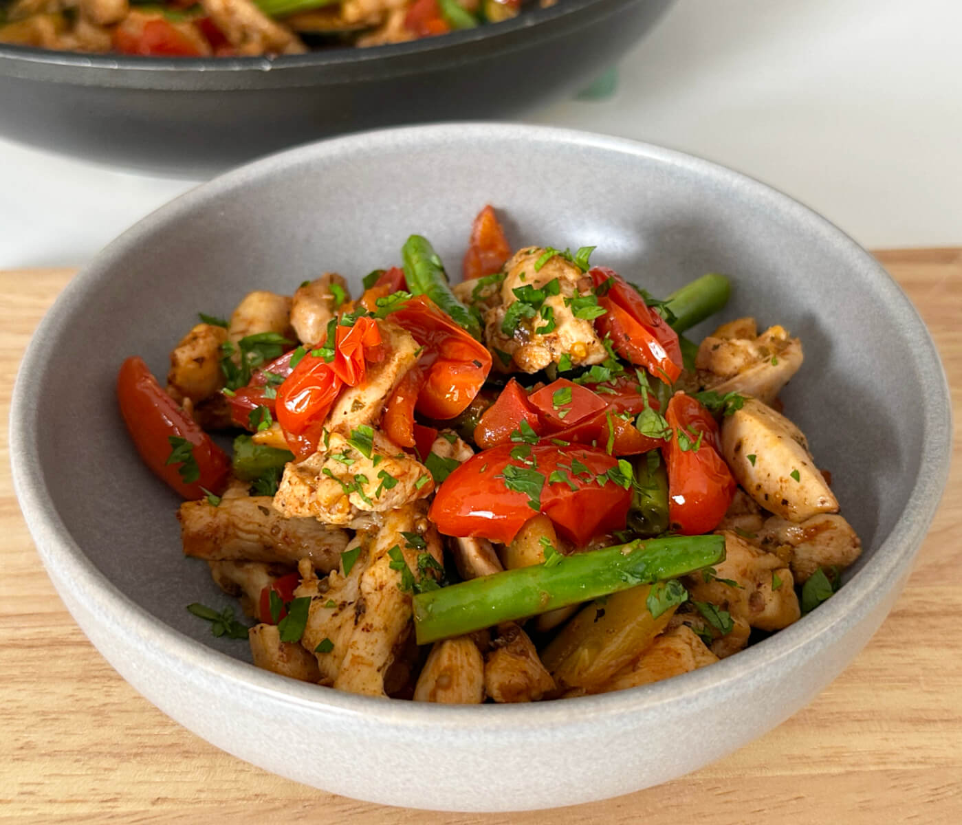 Lemon Garlic Chicken &amp; Veggies (One-Pan) — KataCooks