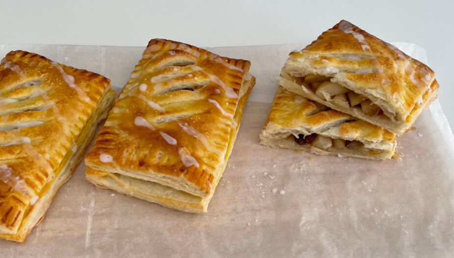 Easy Apple Turnovers Recipe: Flaky Puff Pastry Dessert 