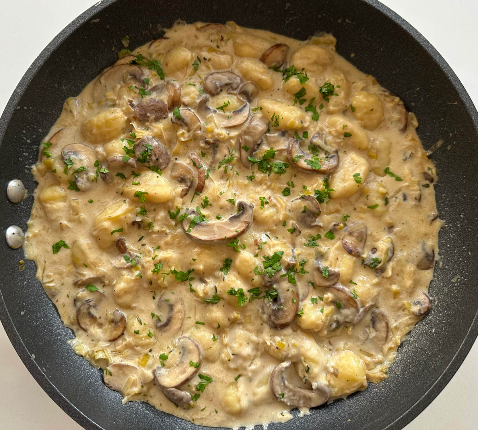 Creamy Mushroom Gnocchi — KataCooks