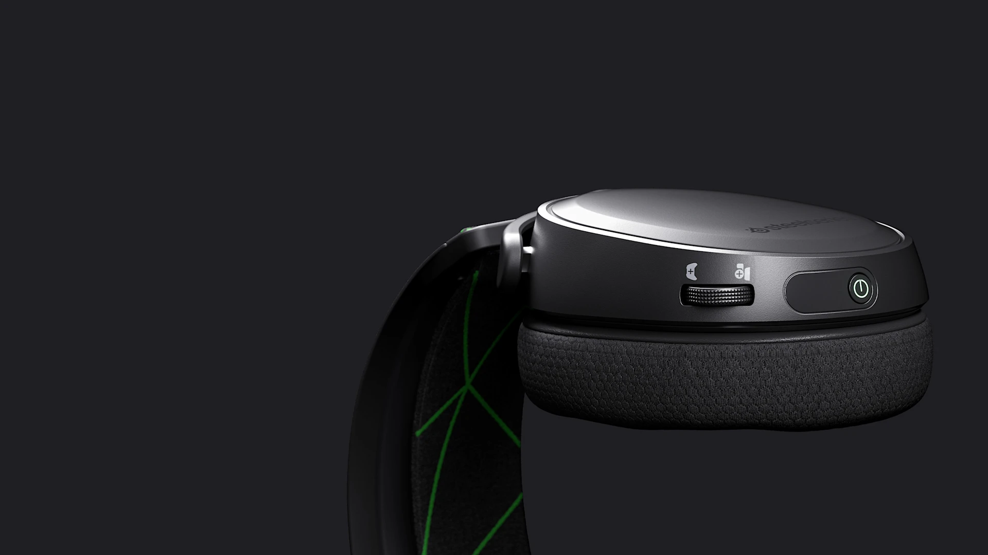 Imagen de cerca de los AURICULARES Arctis 7X