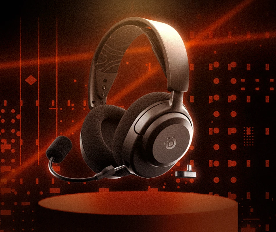 Εικόνα του Arctis Nova 3 Wireless που εμφανίζεται σε ένα βάθρο, με πορτοκαλί λέιζερ να φωτίζουν το φόντο.