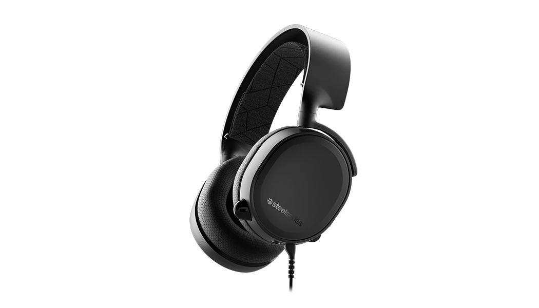 half_width image of Arctis 3 - 2 of 5 mobile