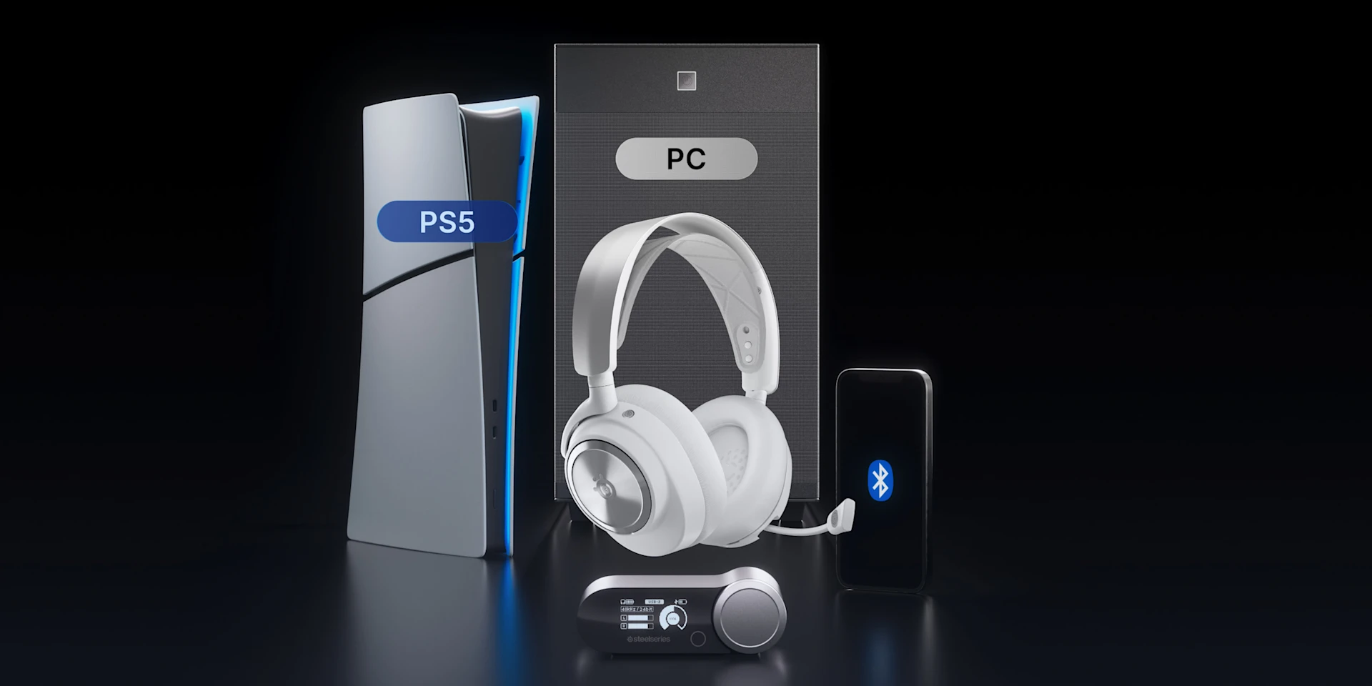 Ett par svarta Arctis Nova Pro trådlösa hörlurar på en blå och svart bakgrund tillsammans med en PS5-konsol.