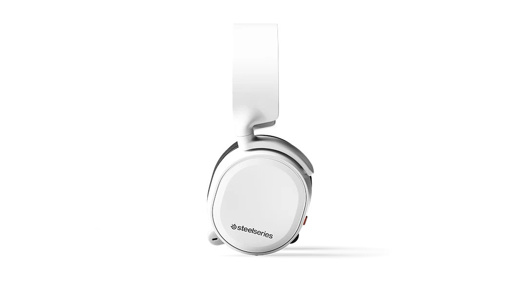 half_width image of Arctis 3 - 3 of 6 mobile