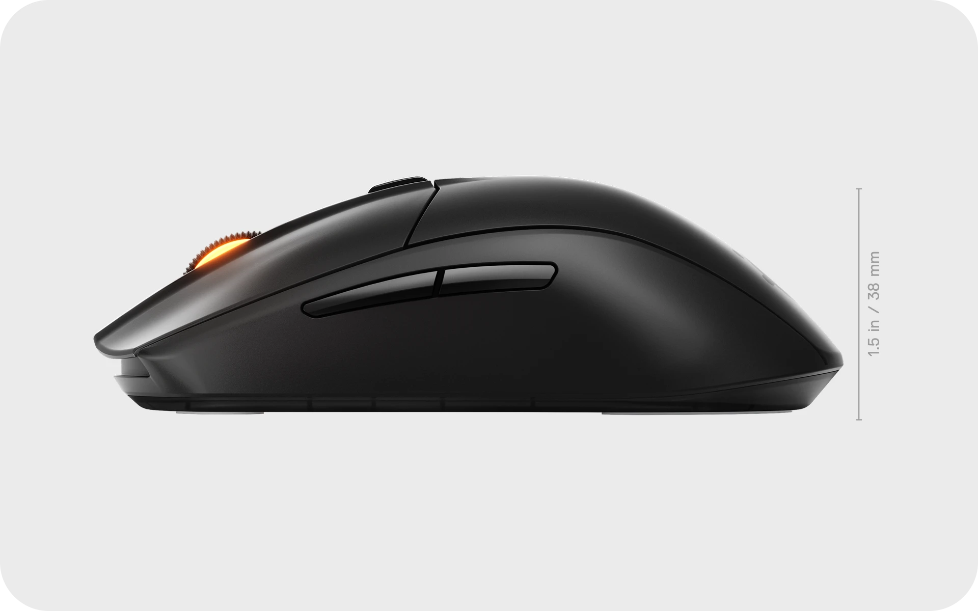 Una foto que muestra el ratón Rival 3 Wireless Gen 2 desde el lateral mostrando sus dimensiones