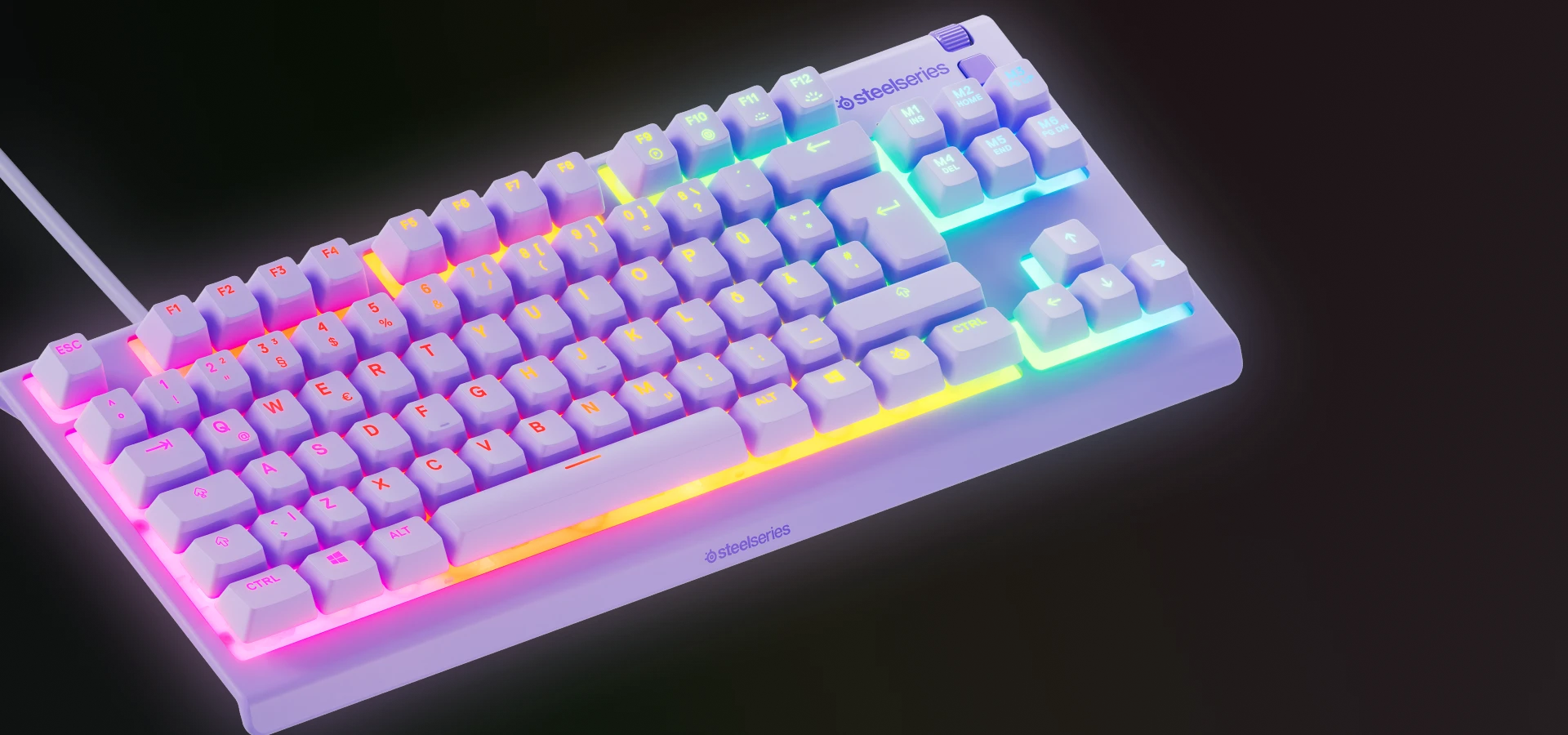 Teclado Apex 3 tkl desde el lateral.