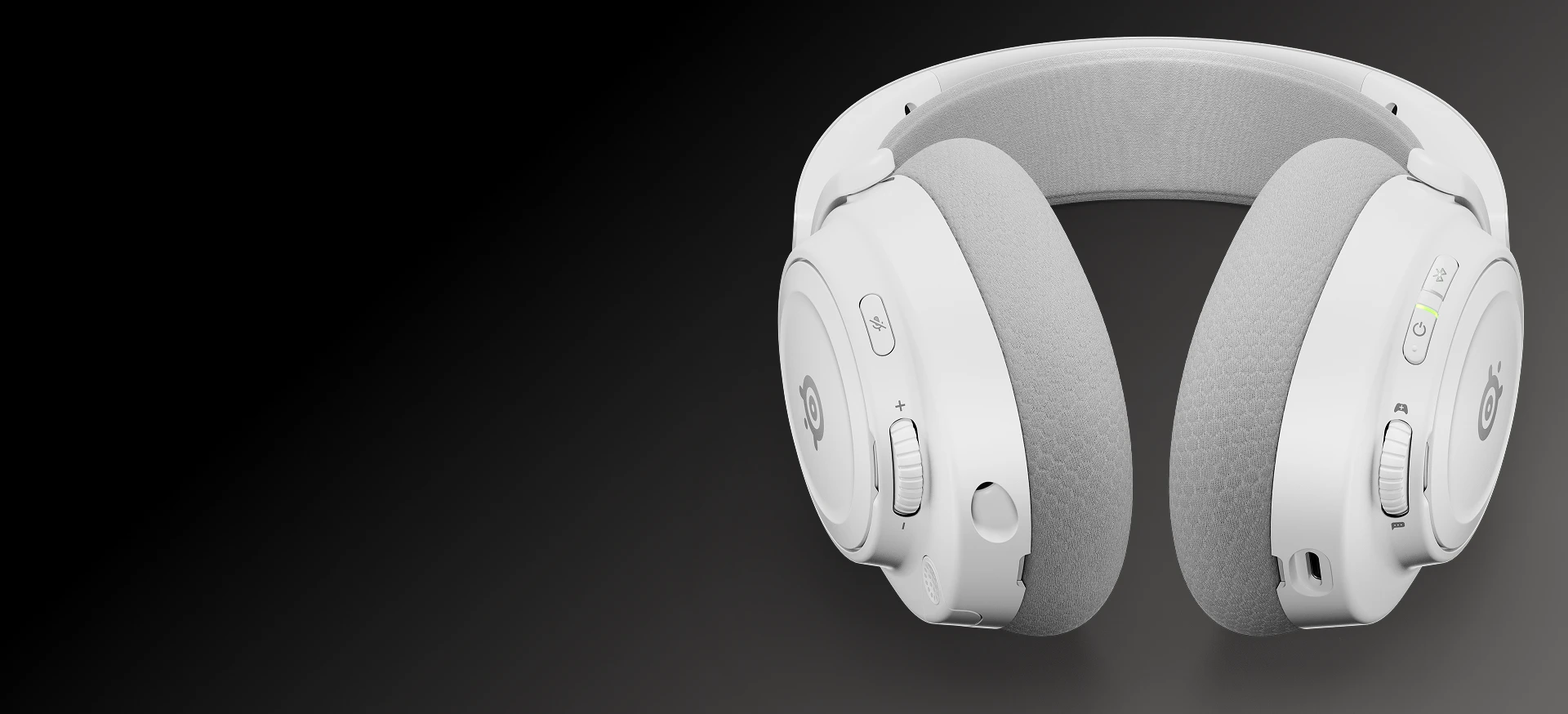 closeup image of Arctis Nova 7 Gen 2 headset