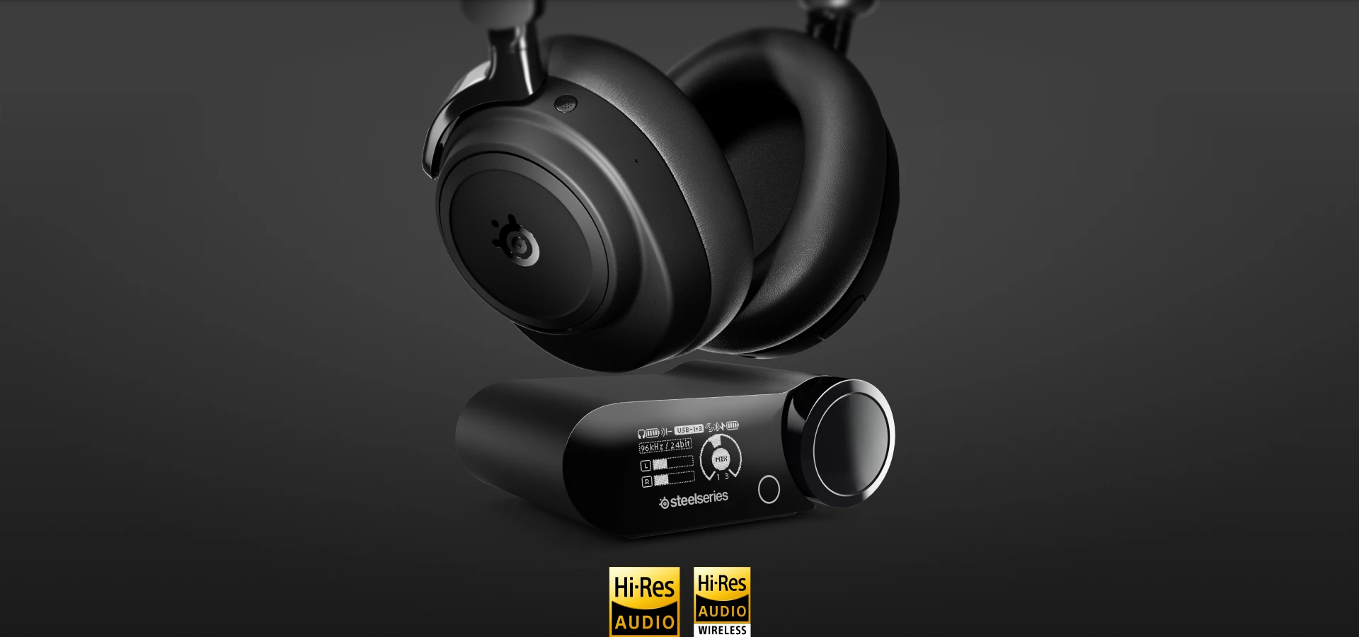 Arctis Nova Elite negro aspirando por encima de gamedac