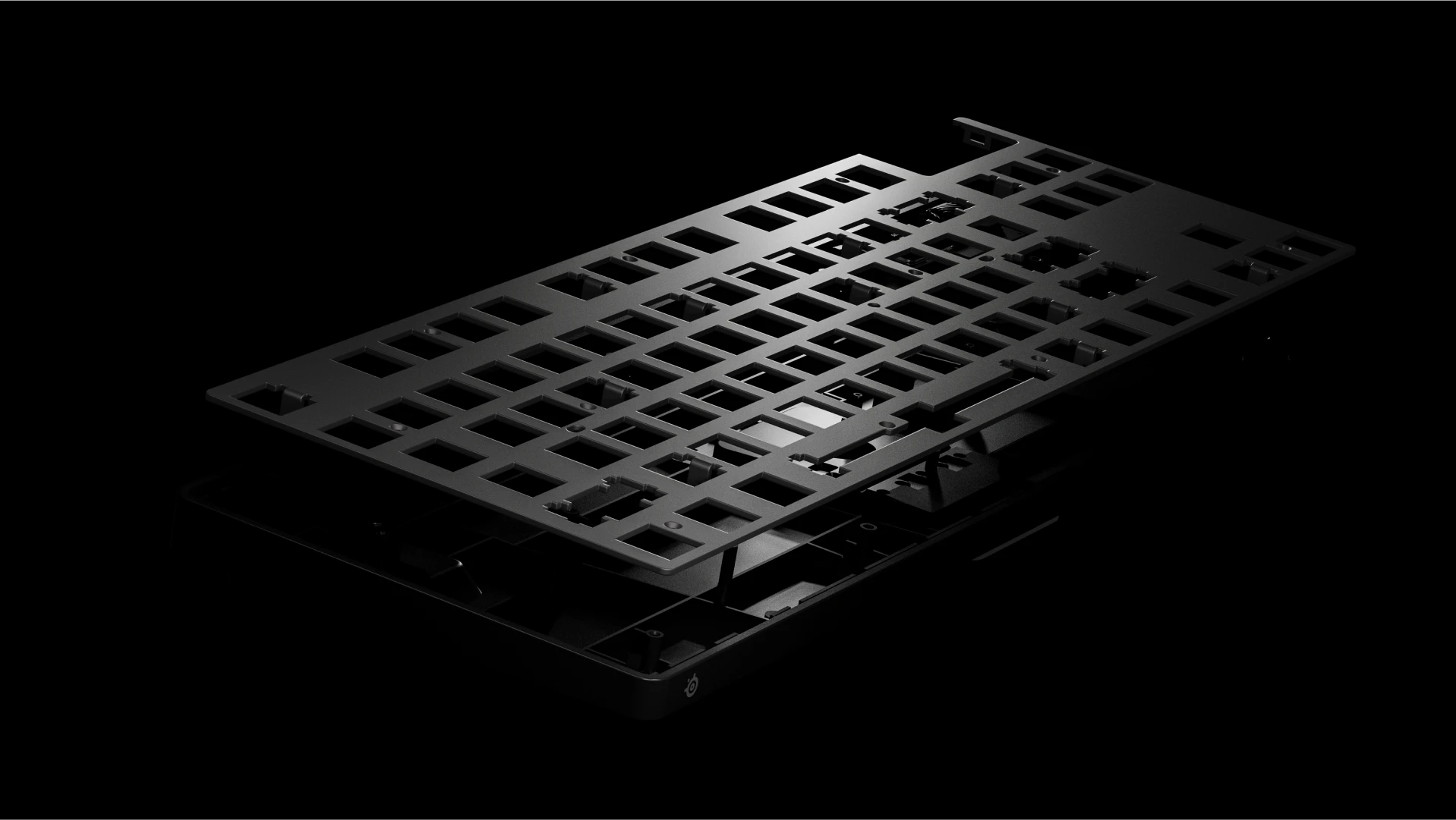 kovová horní deska klávesnice Apex Pro TKL