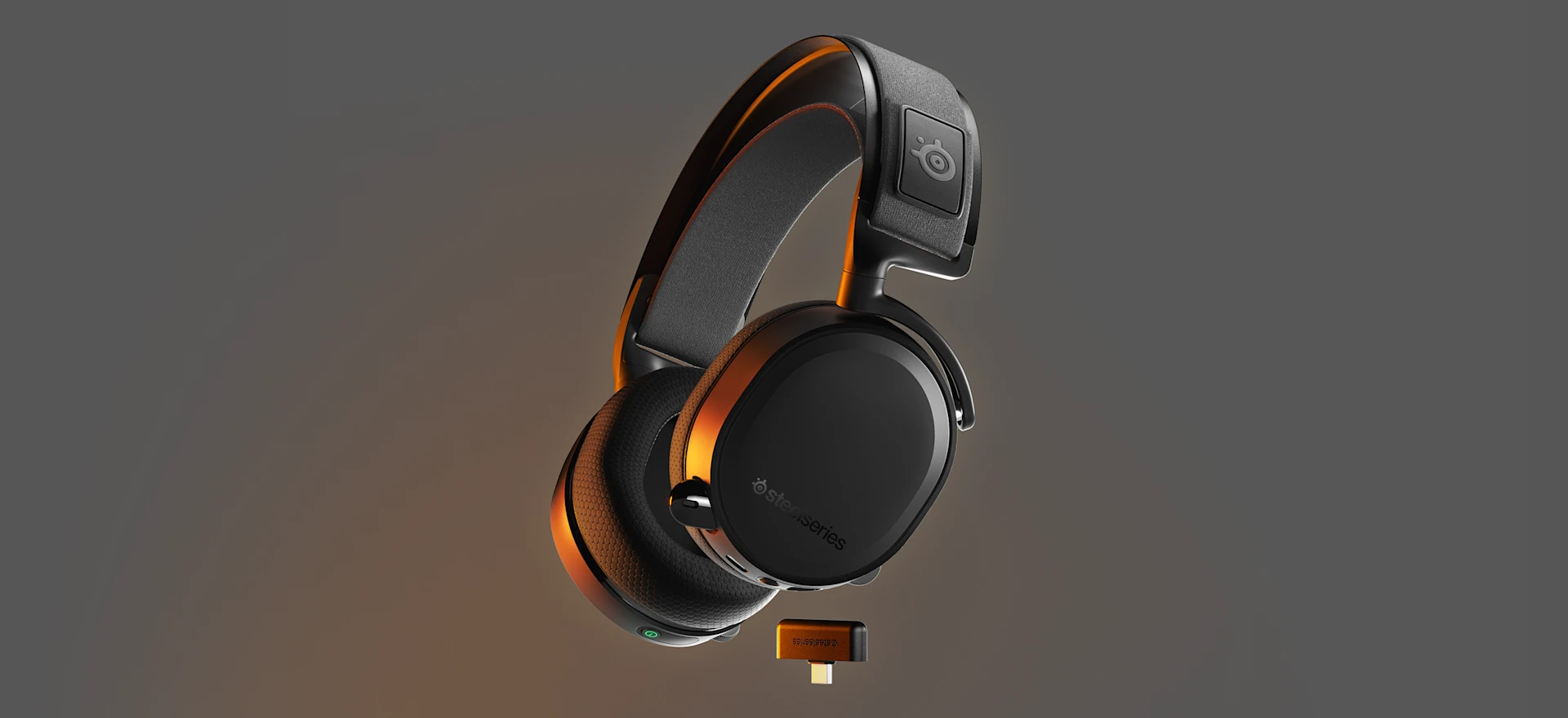 Arctis 7+ σε γκρι φόντο