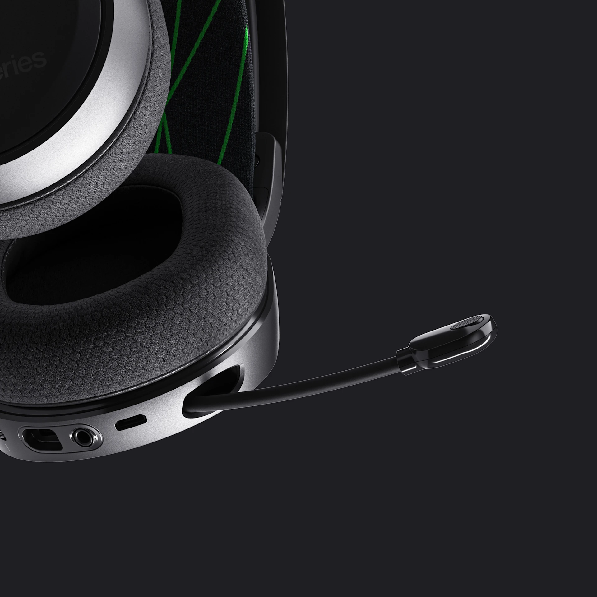 Imagen de cerca del micrófono Arctis 7X