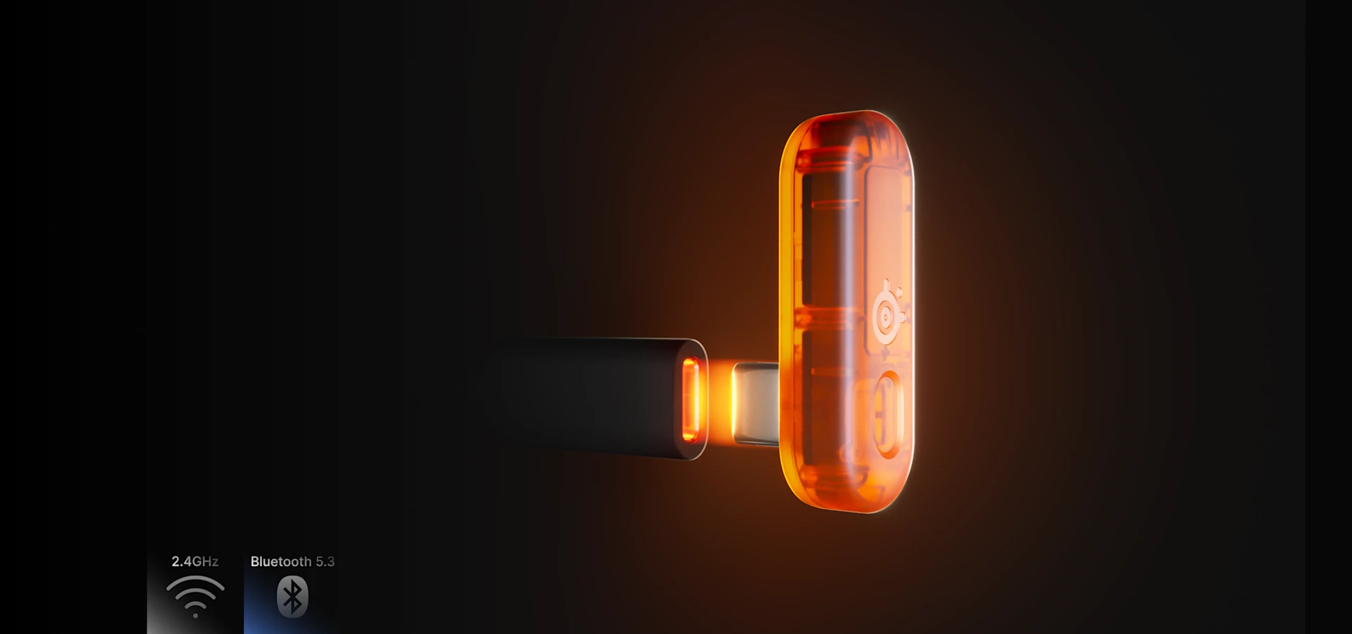 O dongle Arctis Gamebuds alcança lentamente a porta USB-C; o espaço entre eles se ilumina em laranja.